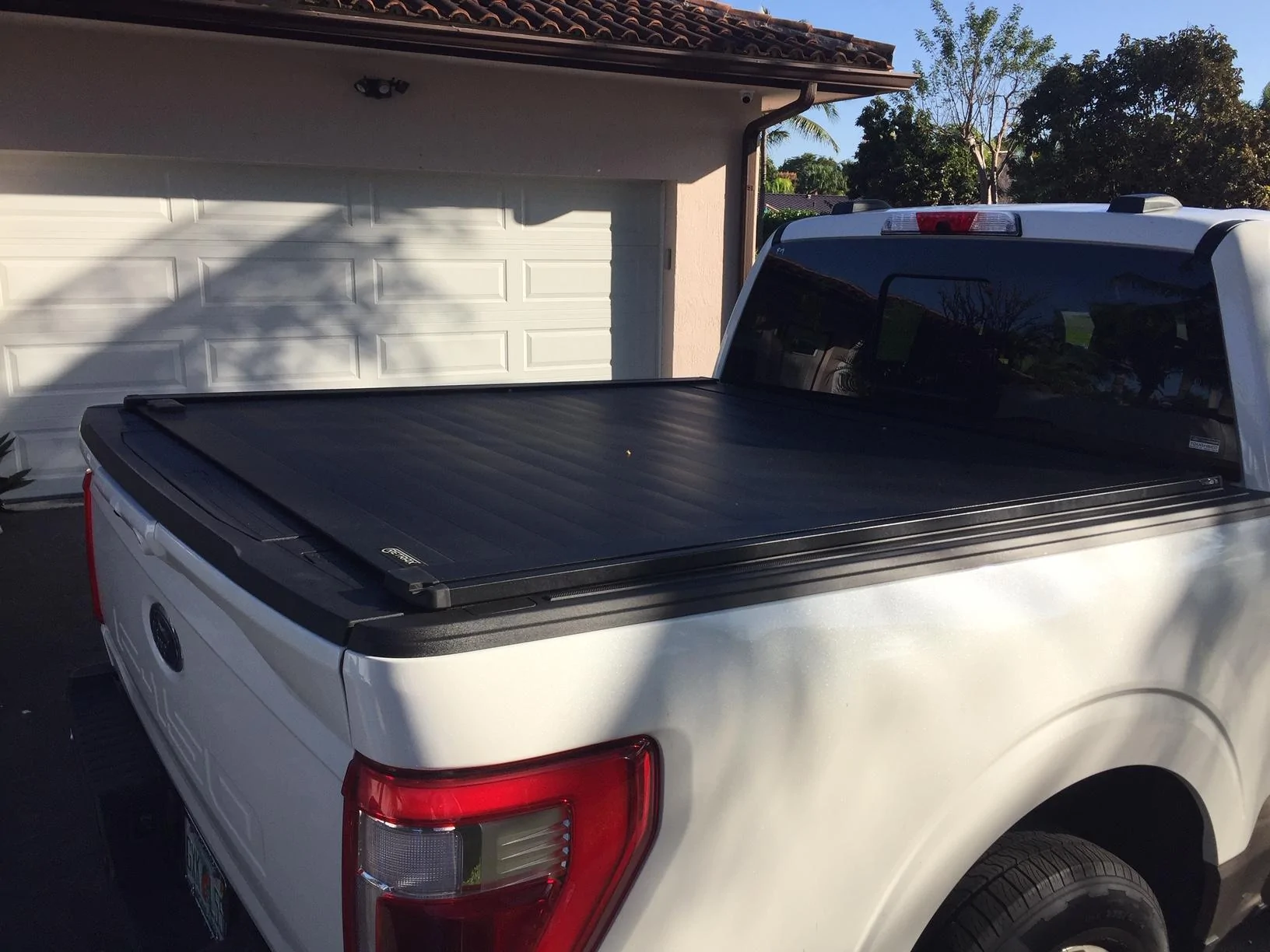 Ford F-150 Retrax ProXR bed cover IMG_5483