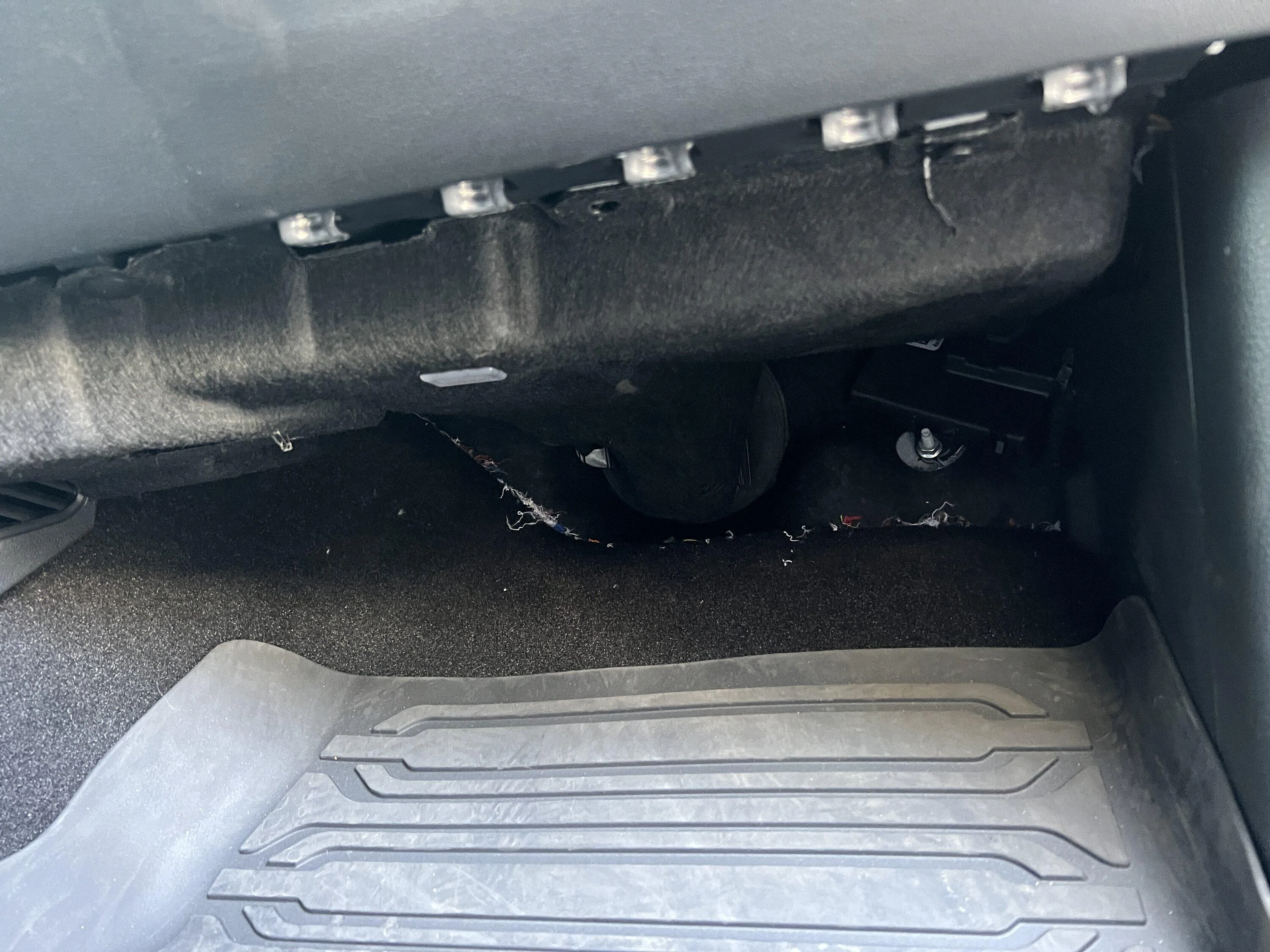 Ford F-150 Am I missing a part? IMG_5726