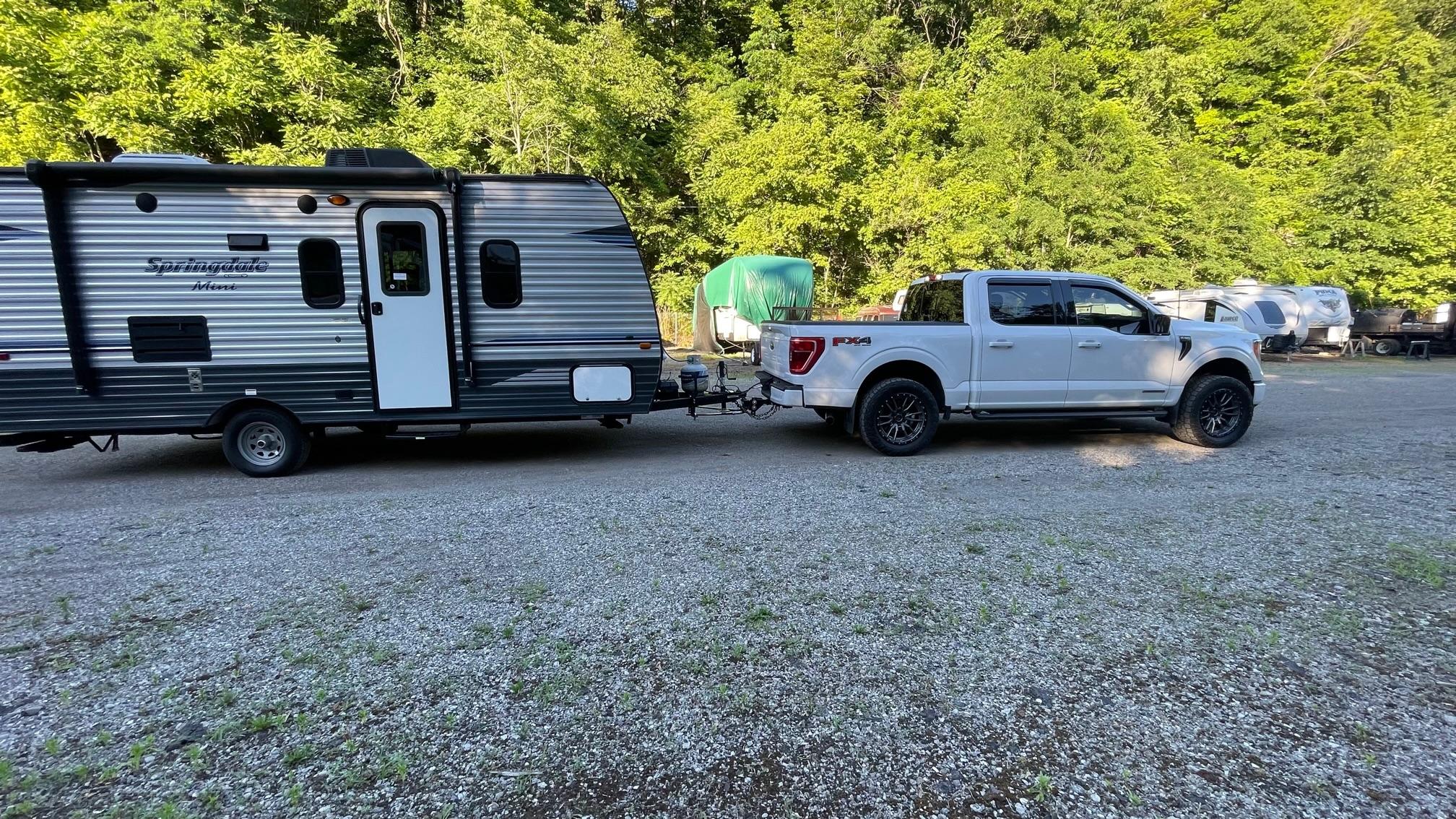 Ford F-150 21 PB with leveling kit.. Considering removing IMG_5745
