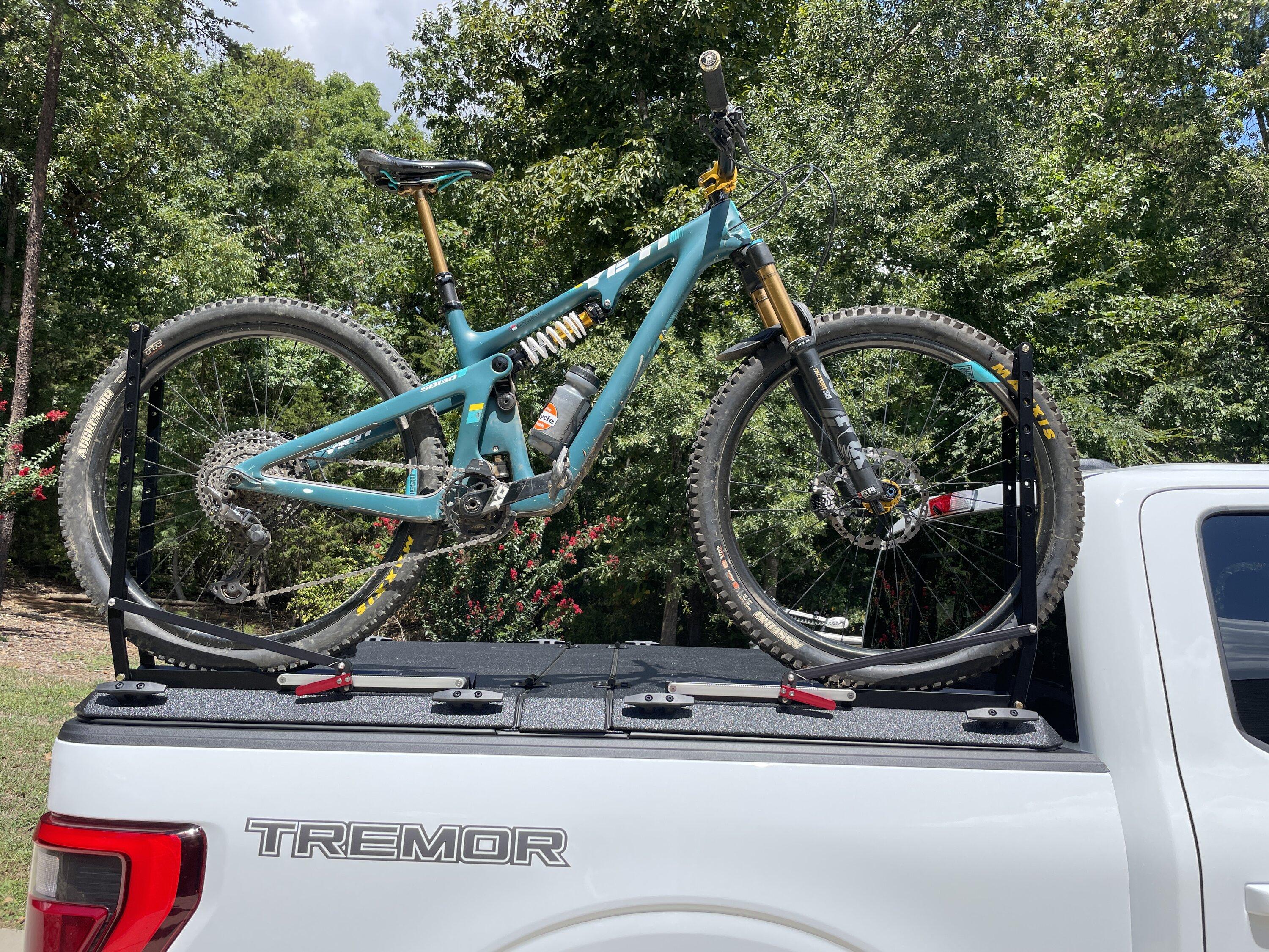 Ford F-150 Diamondback Bed Cover IMG_5982.JPG