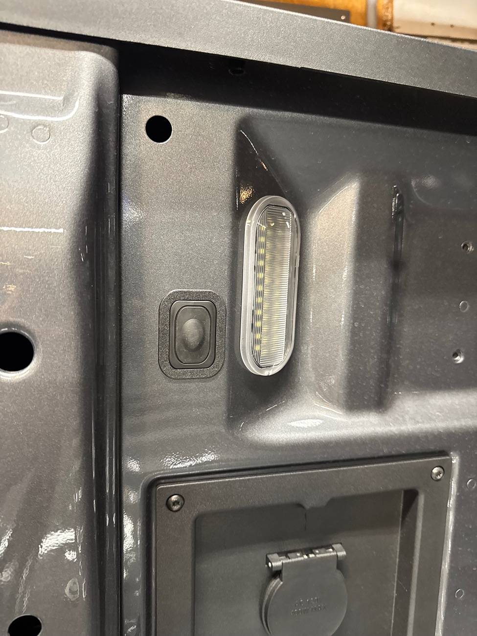Ford F-150 Anyone install 2024 OEM LED bed lights IMG_6015