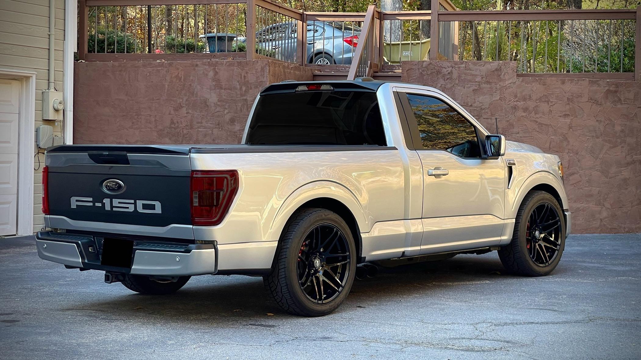 Ford F-150 Iconic Silver OR Carbonized Grey XL? IMG_6110