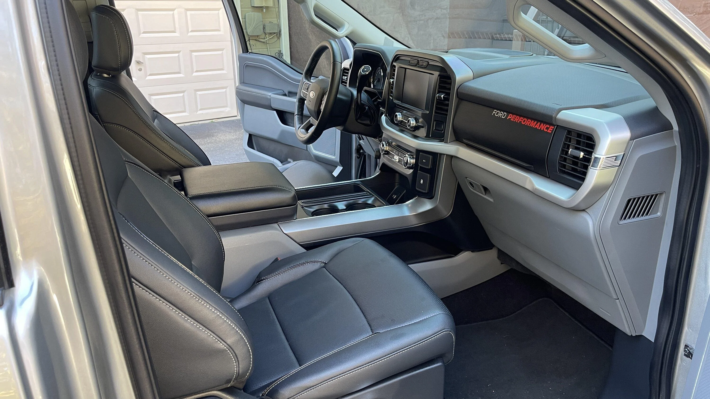 Ford F-150 Regular cab seat/console swap options? IMG_6116