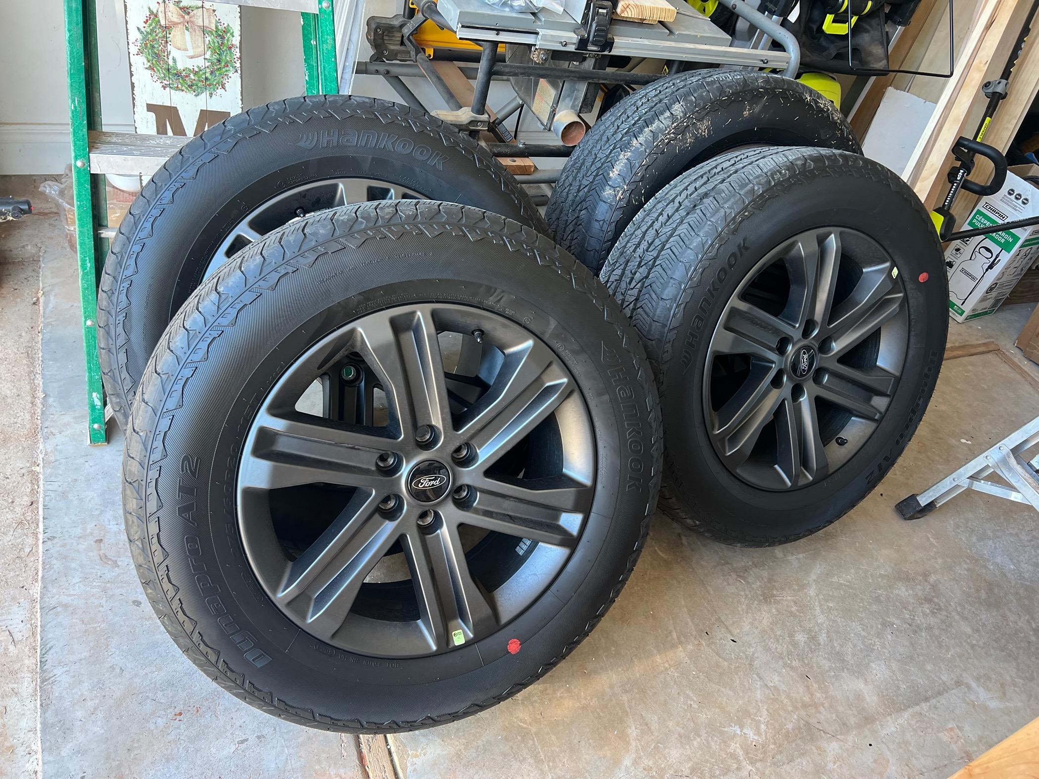 Ford F-150 OEM F150 - <150 miles on them IMG_6164
