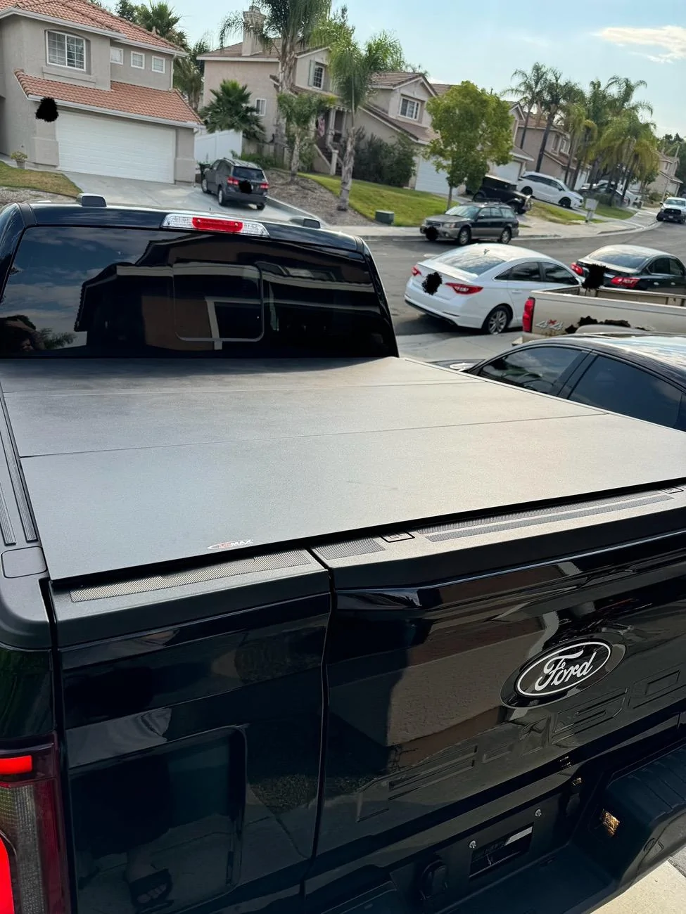 Ford F-150 Lomax Tonneau Cover installed on 2024 F-150 w/ PAT IMG_6193