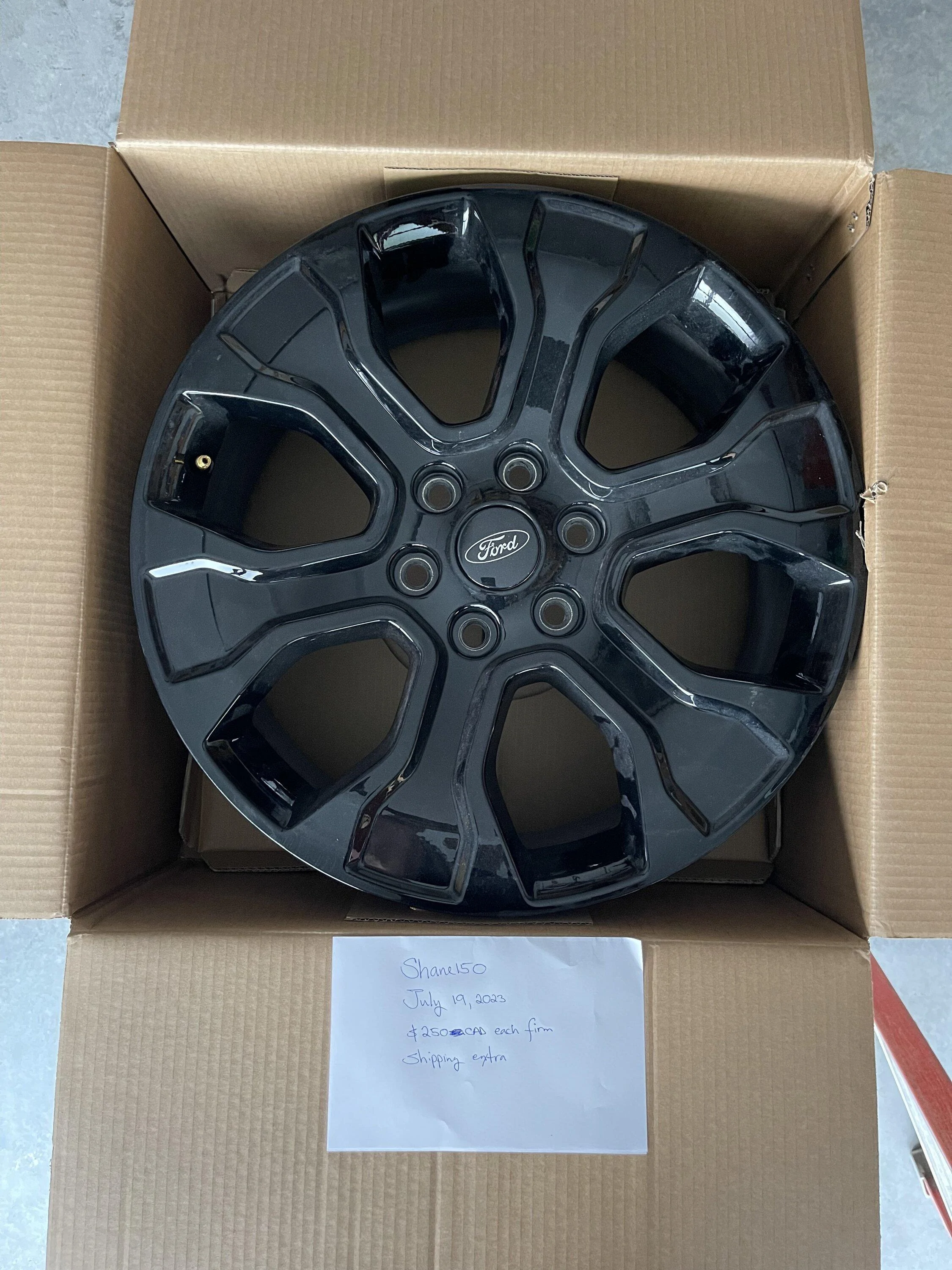 Ford F-150 20" wheels from 2023 Platinum PB IMG_6255