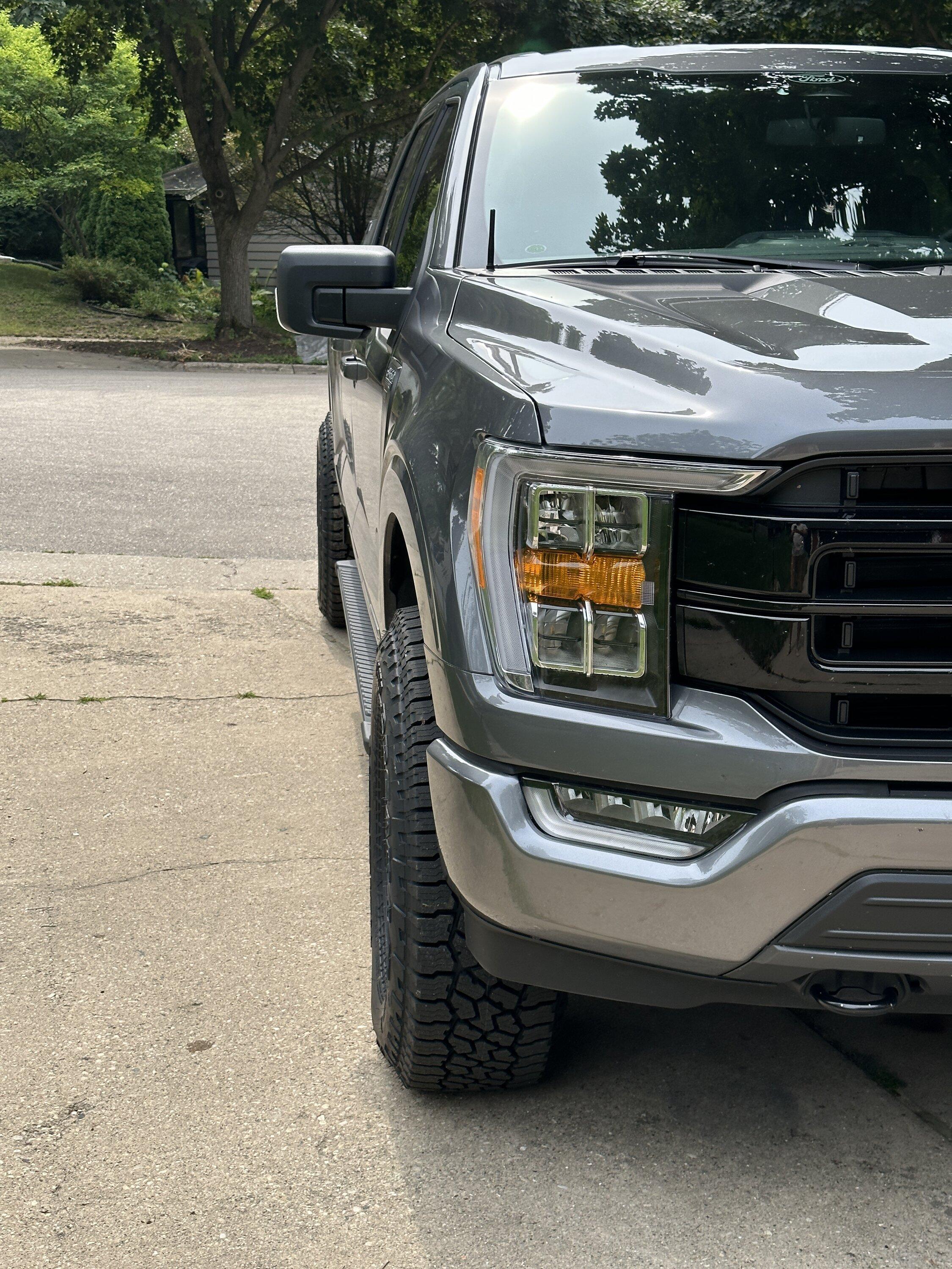 Ford F-150 Switched From 285/75/17 to 285/75/18 -- Tire Fitment Guide (34's to 35's) IMG_6258