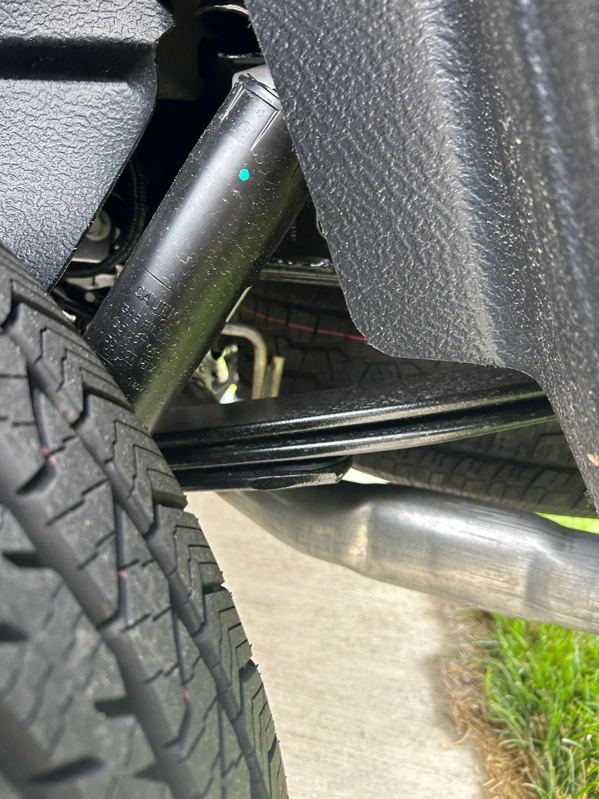 Ford F-150 Does 2024 tow package have the third leaf spring? IMG_6266