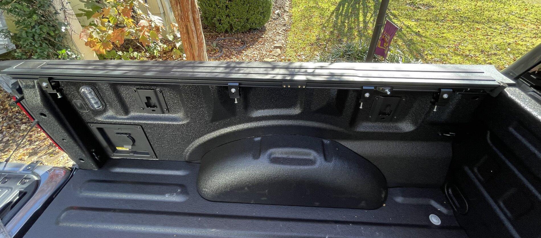 Ford F-150 Leer HF650M Tonneau Cover Review with Photos! - Install & First Impressions IMG_6456.JPEG