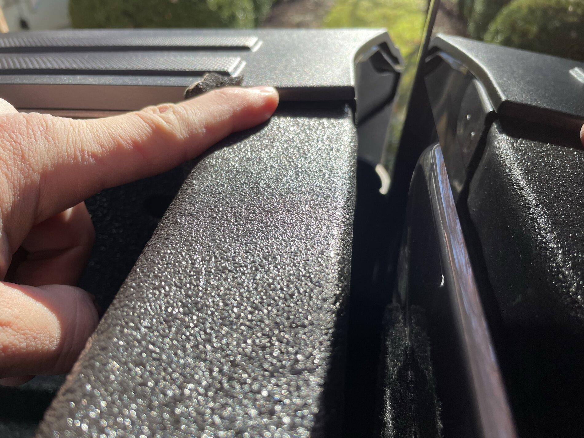 Ford F-150 Leer HF650M Tonneau Cover Review with Photos! - Install & First Impressions IMG_6459.JPEG