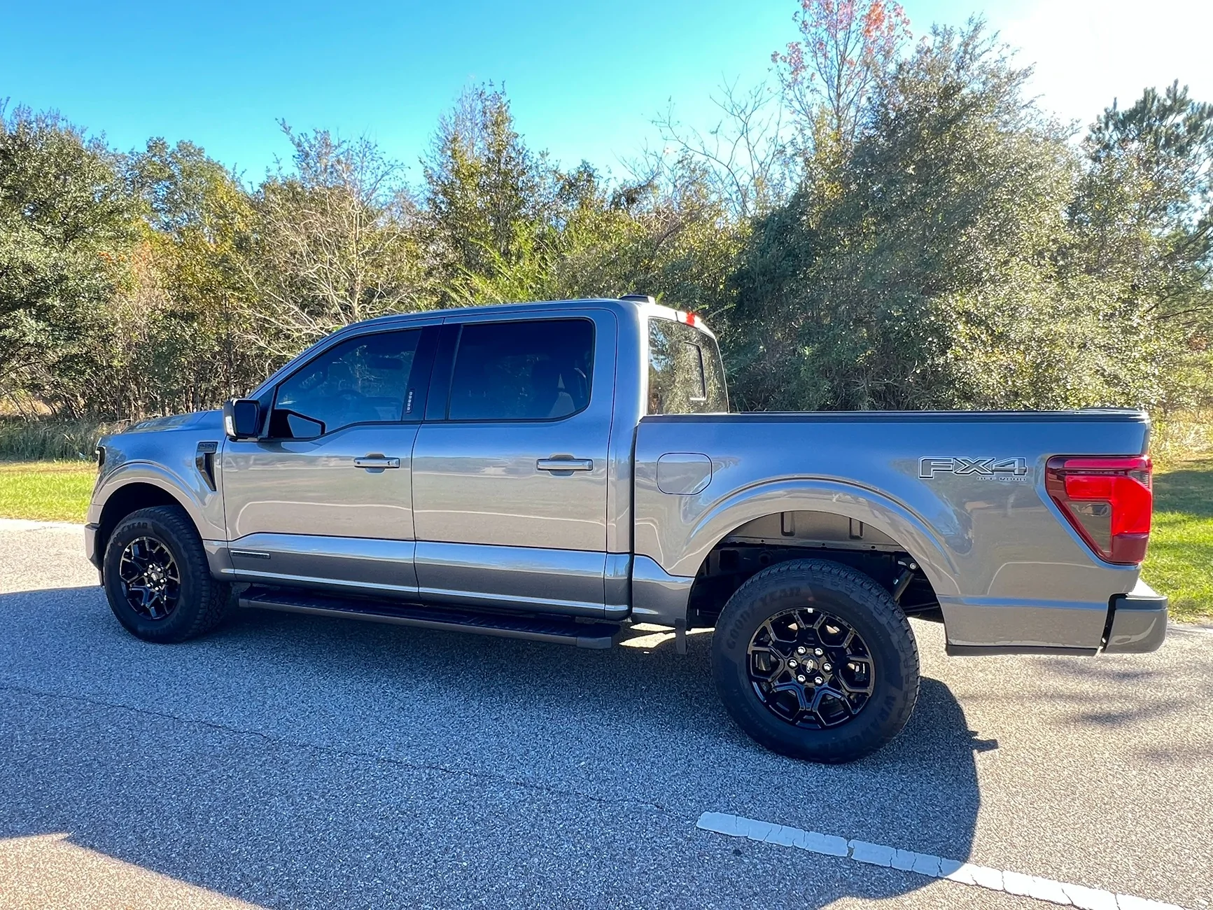 Ford F-150 Tonneau cover for my PB new and revised IMG_6466