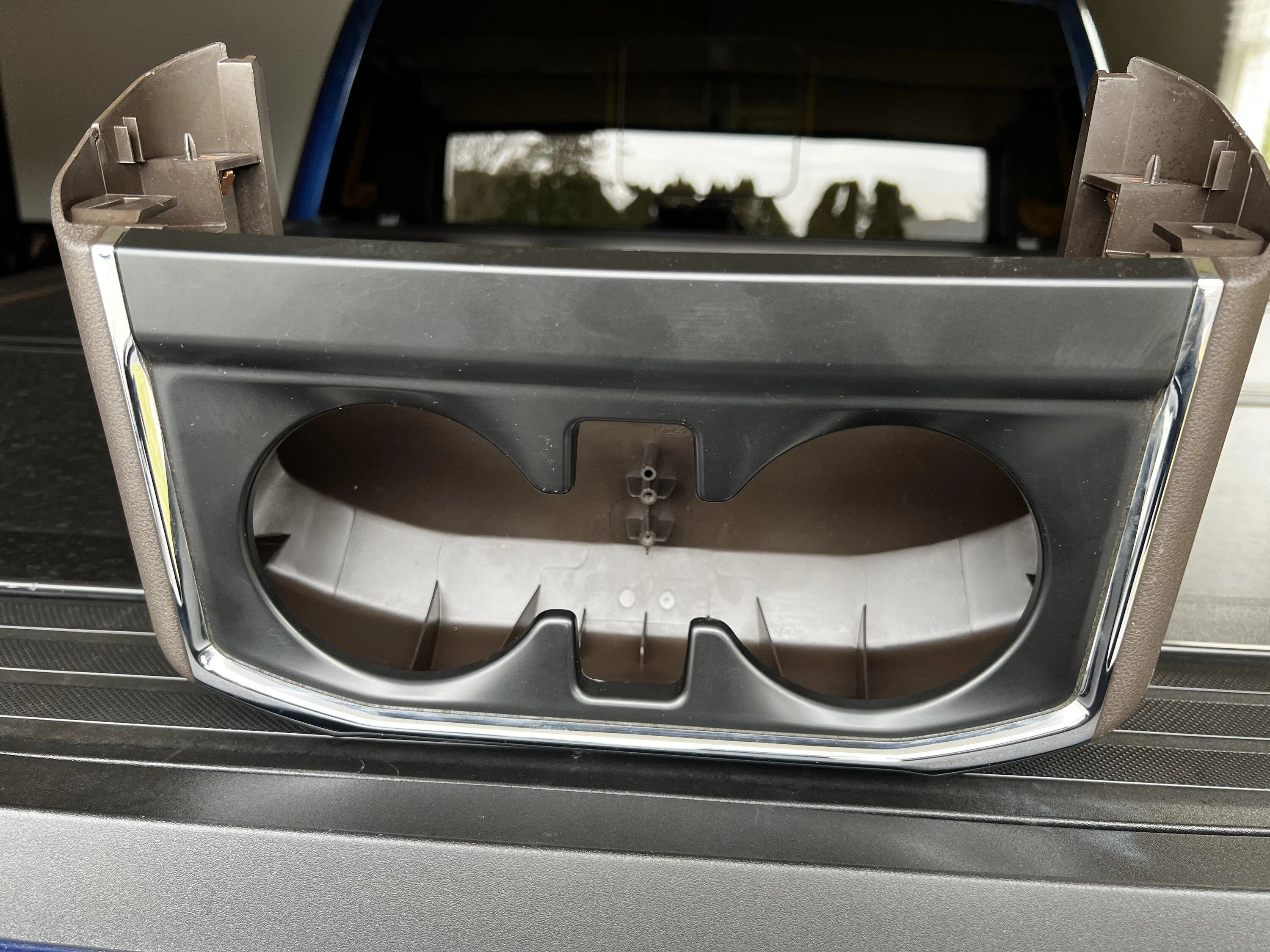 Ford F-150 FREE Rear Cup Holder Housing - Brown IMG_6559