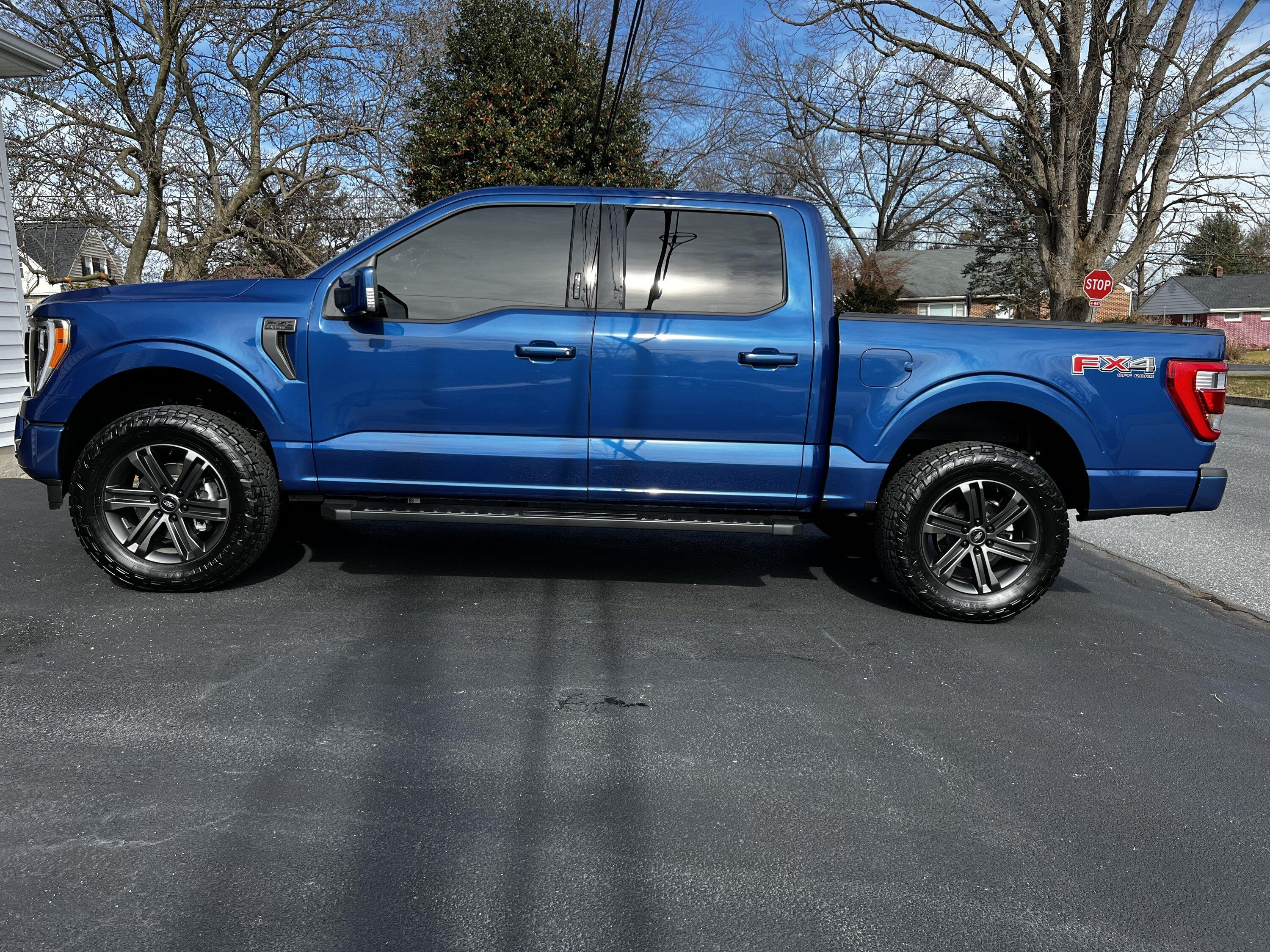 Ford F-150 ATLAS BLUE F-150 (2022+) Club IMG_6596