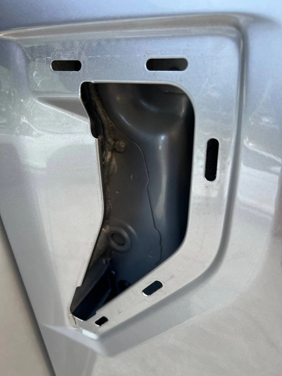 Ford F-150 Alternate way to run amplifier power wire IMG_6639