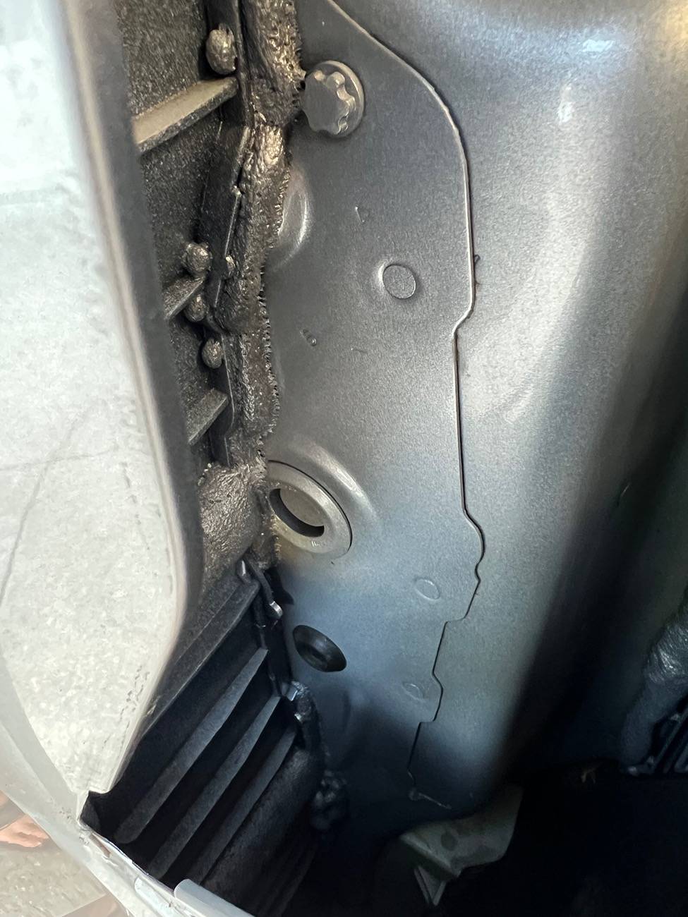 Ford F-150 Alternate way to run amplifier power wire IMG_6640