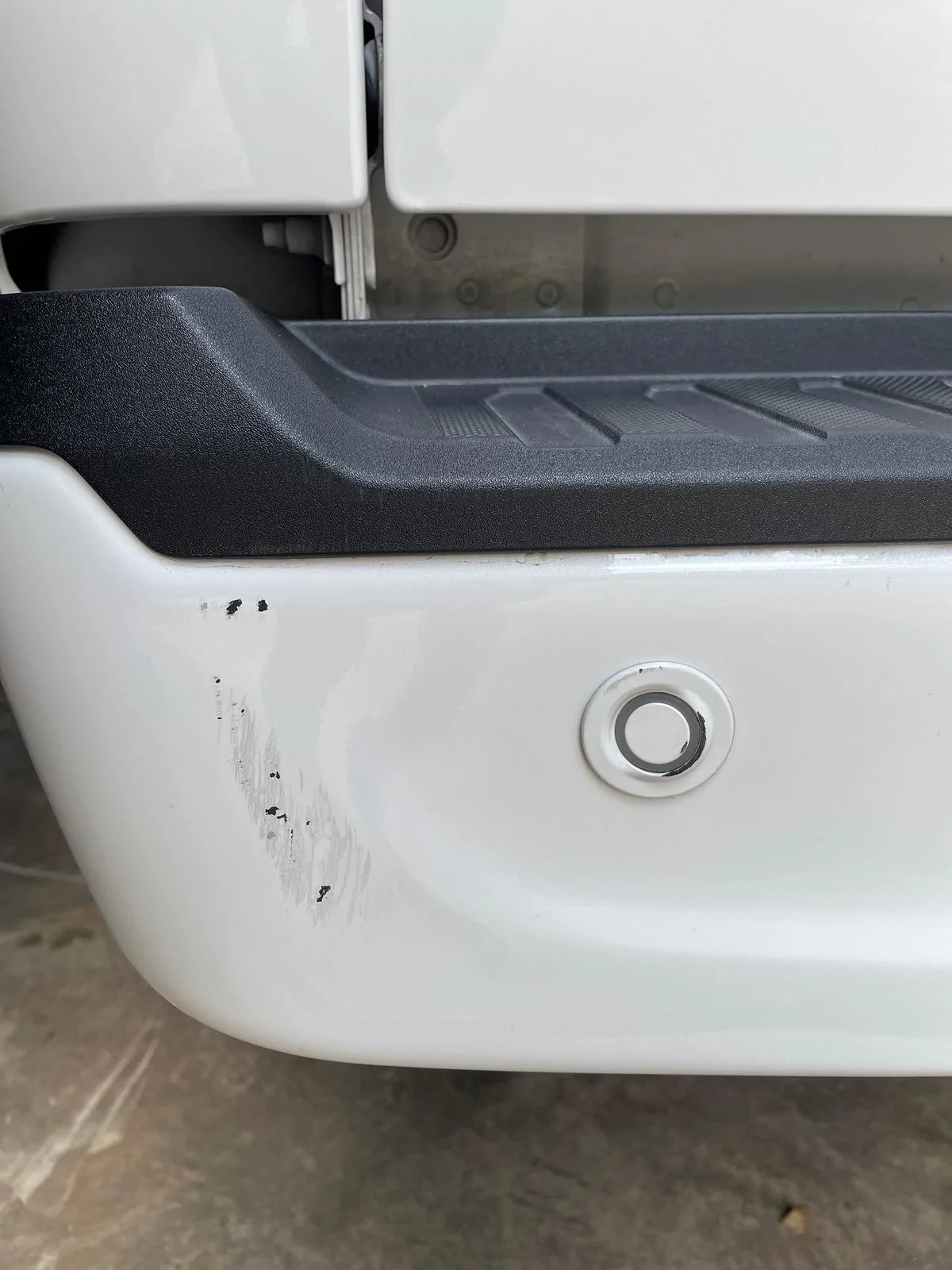 Ford F-150 Use a touch up pen to fix scuffs? IMG_6743