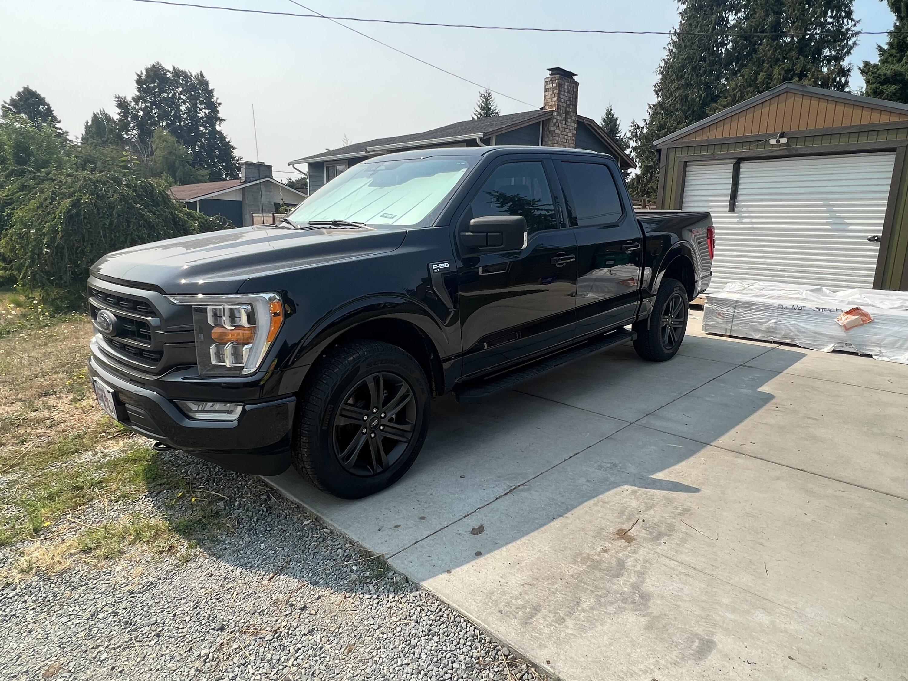 Ford F-150 Alphaequipt 17x8.5 Bronze Halo rims with P285/70r17 Baja Boss AT's IMG_6935