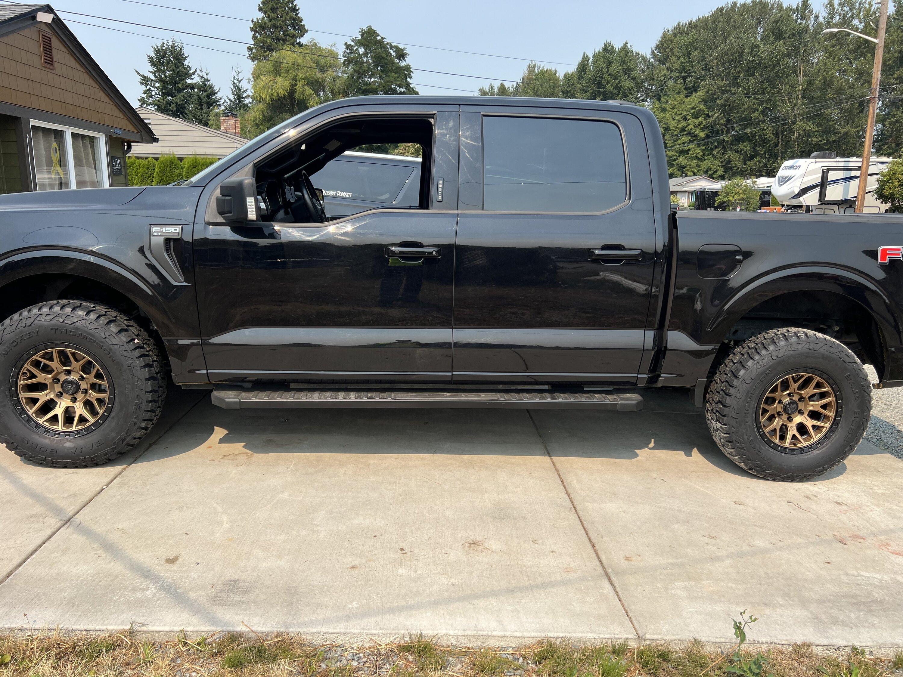 Ford F-150 Alphaequipt 17x8.5 Bronze Halo rims with P285/70r17 Baja Boss AT's IMG_6947
