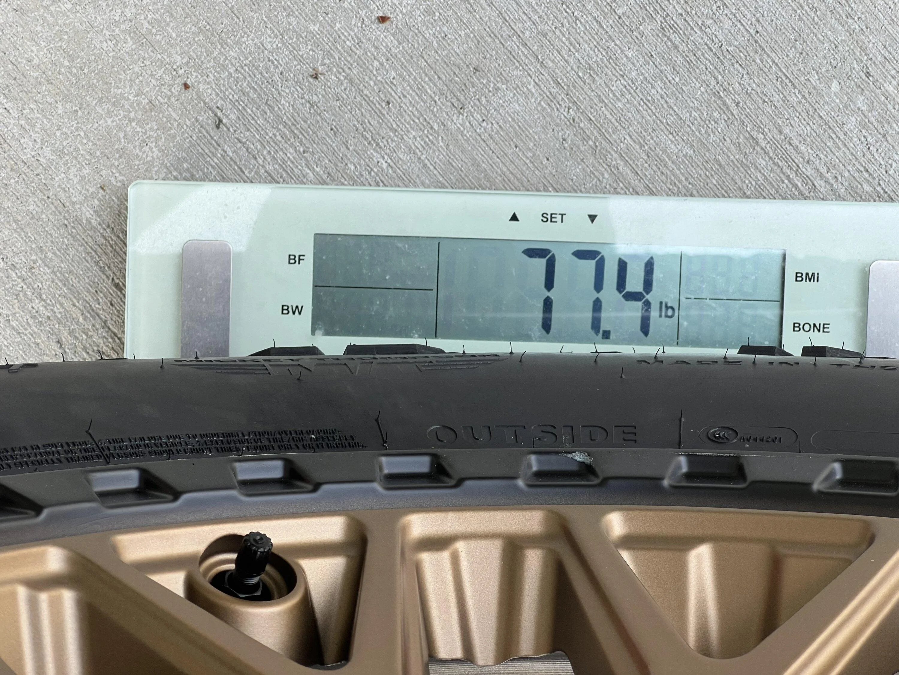 Ford F-150 Alphaequipt 17x8.5 Bronze Halo rims with P285/70r17 Baja Boss AT's IMG_6949