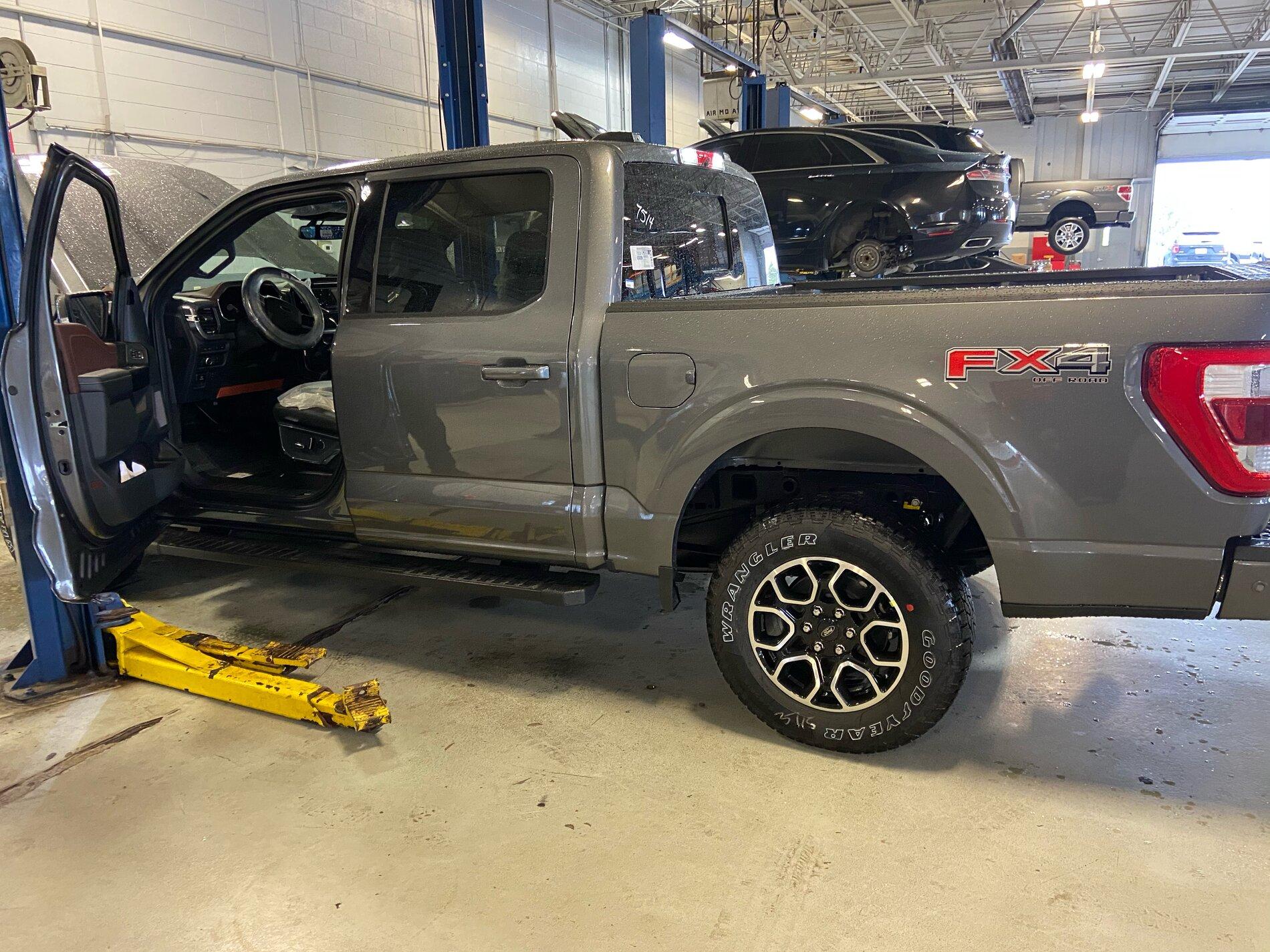 Ford F-150 4/26 Build Week IMG_7358(1).JPG
