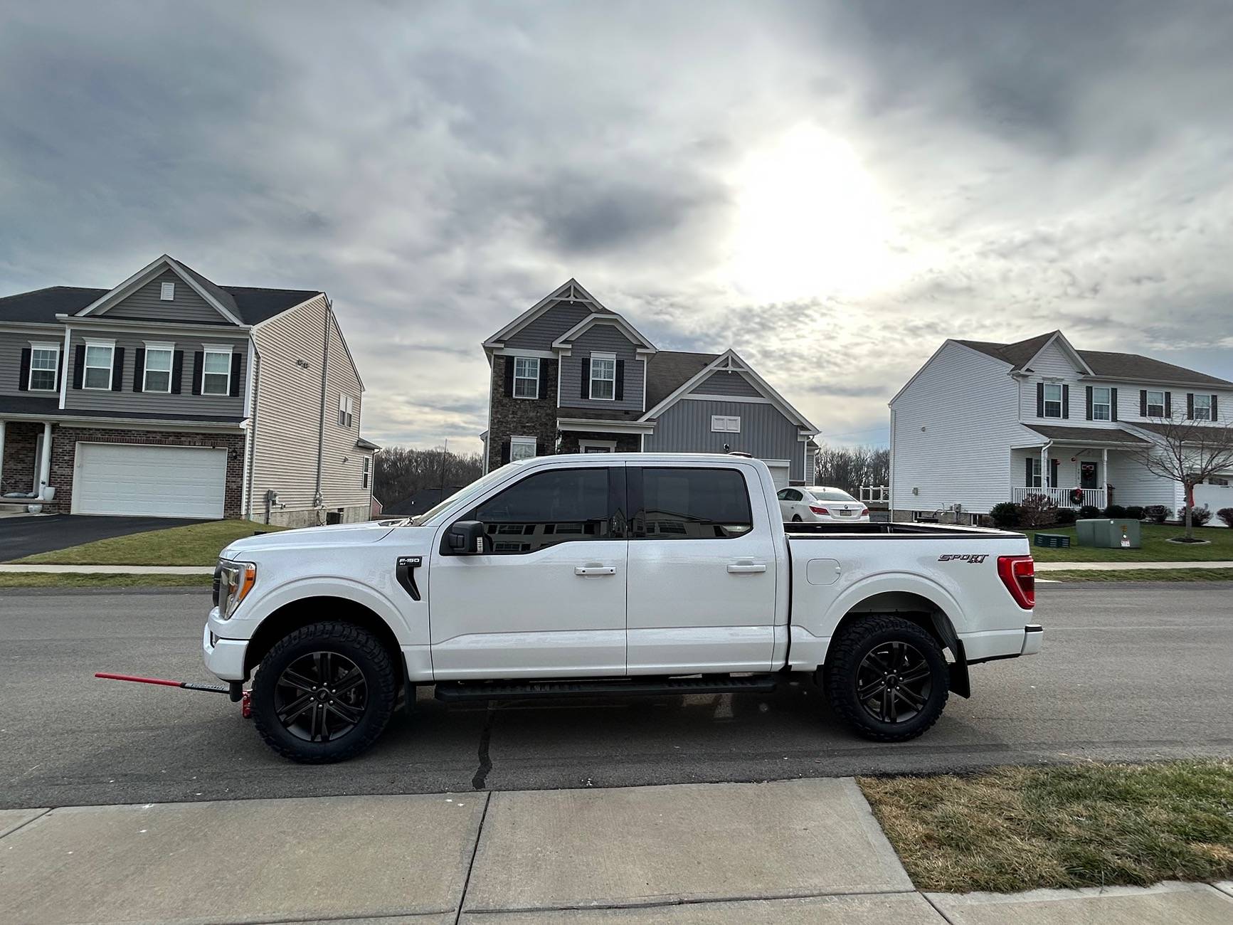 Ford F-150 1.5 or 2” level stock size tires IMG_7552