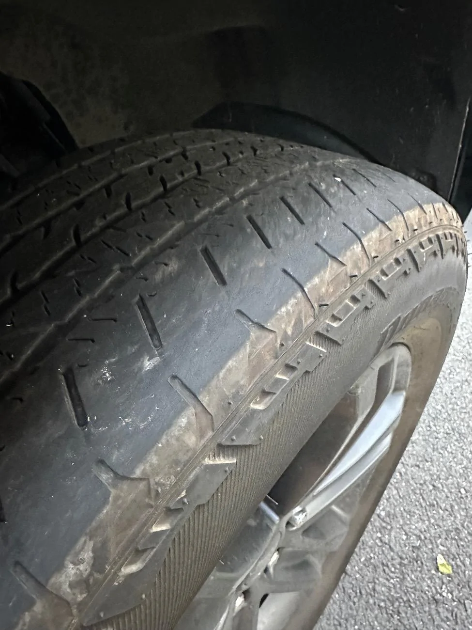 Ford F-150 Do I Need to Replace Tires? Outer Tread Wear IMG_7697