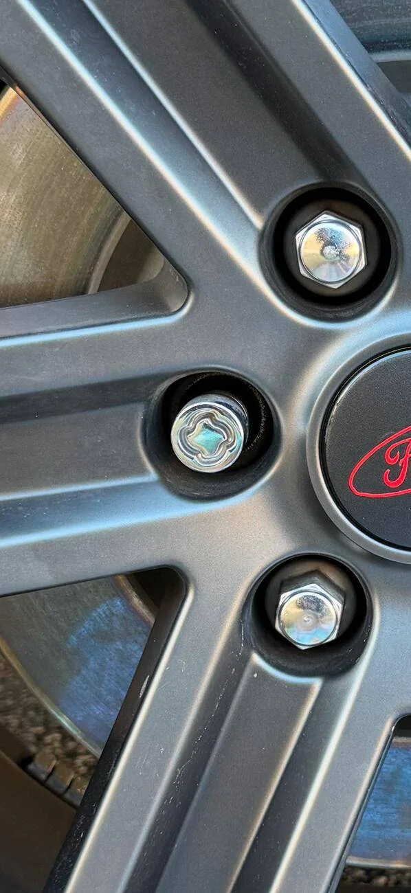 Ford F-150 Any knowledge of this locking wheel lug? IMG_7807