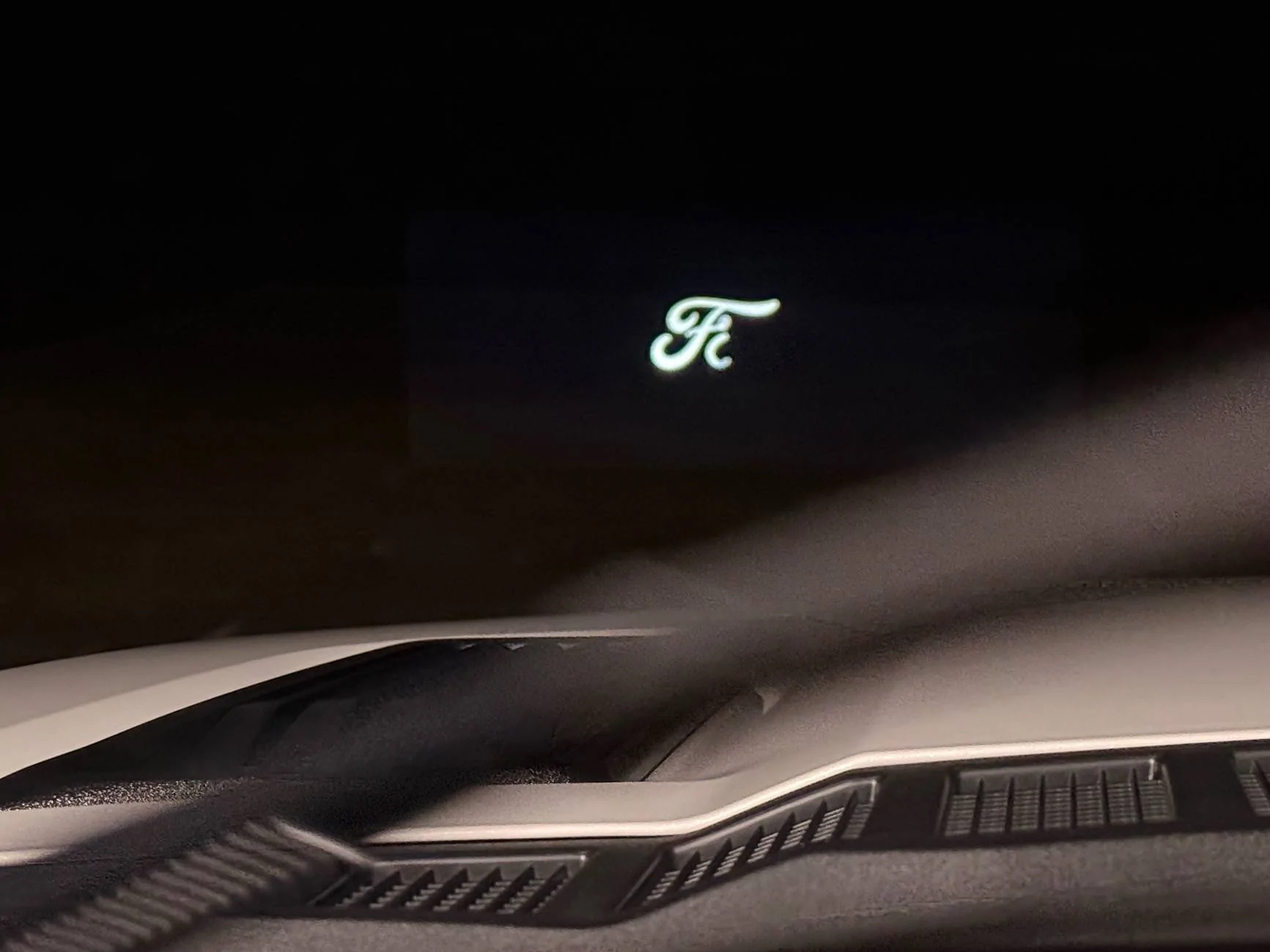 Ford F-150 2025 Platinum Plus 703A IMG_7886