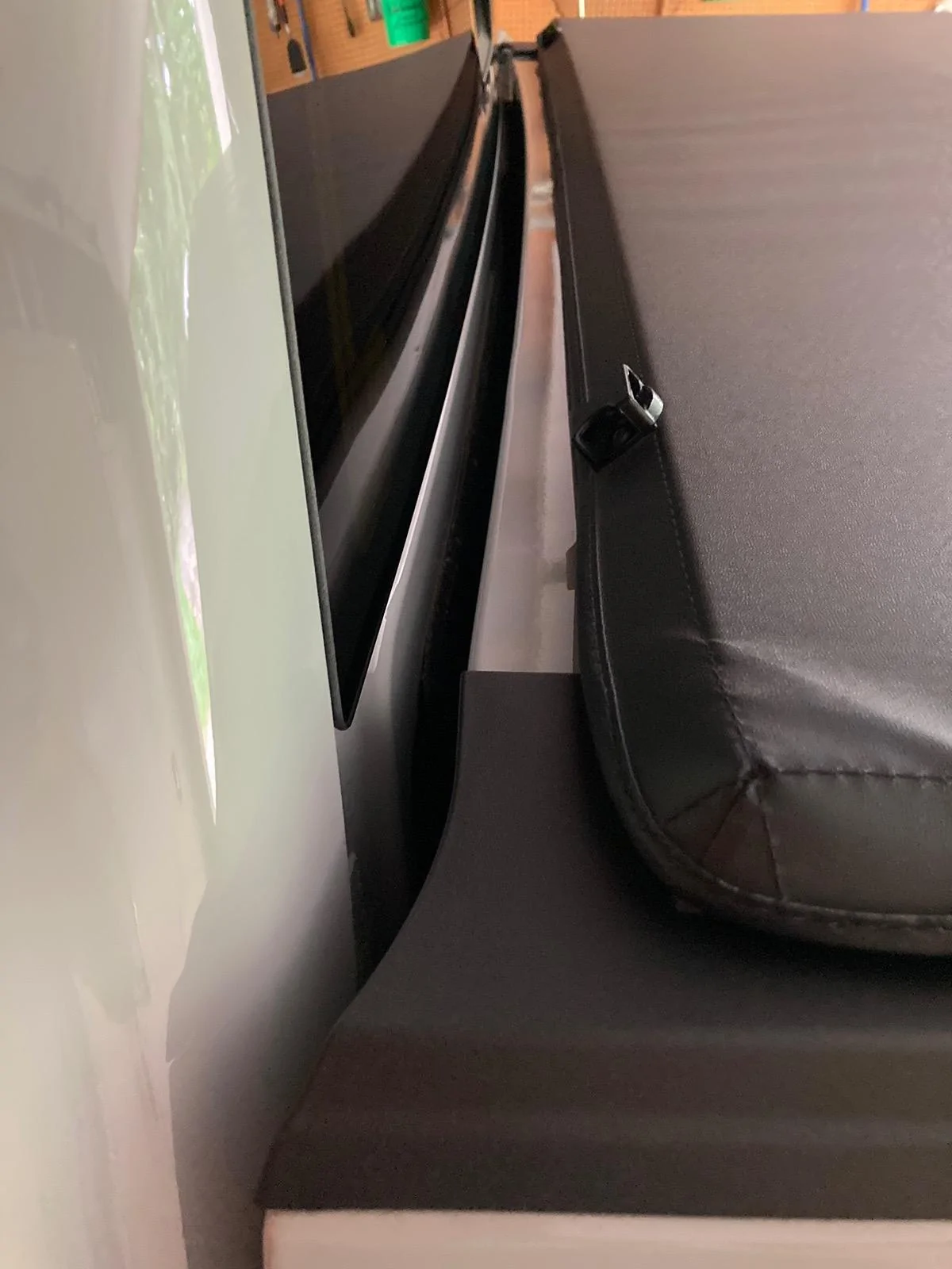 Ford F-150 Tyger tri-fold and tail gate issues IMG_7887