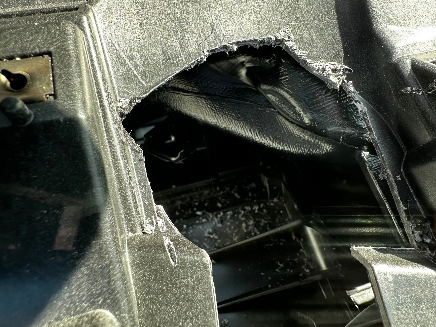 Ford F-150 Adding mid range speaker to dash without B&O unleashed IMG_9234