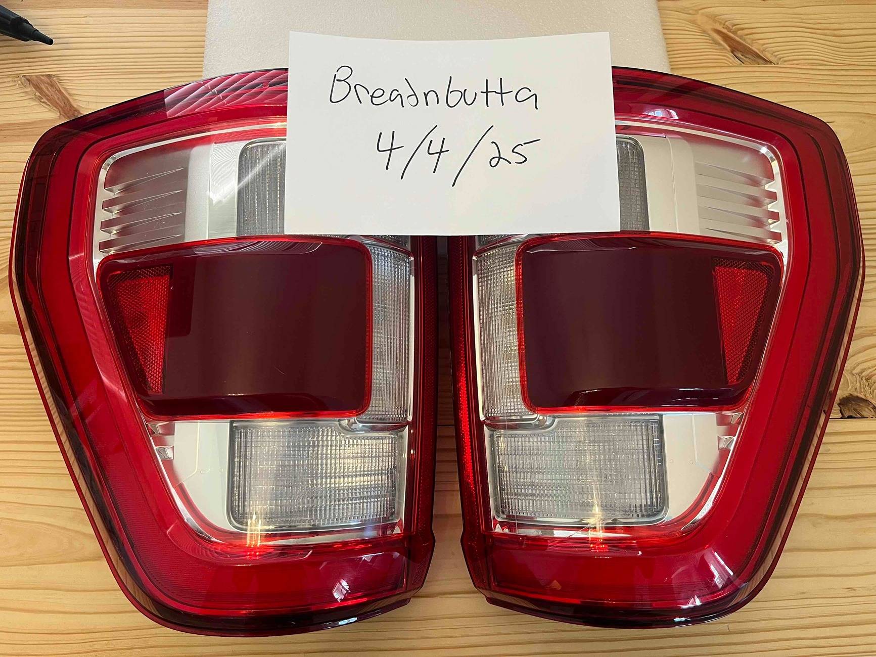Ford F-150 21-23 OEM LED Tail Lights (Lariat/Plat) *PRICE DROP* IMG_9588