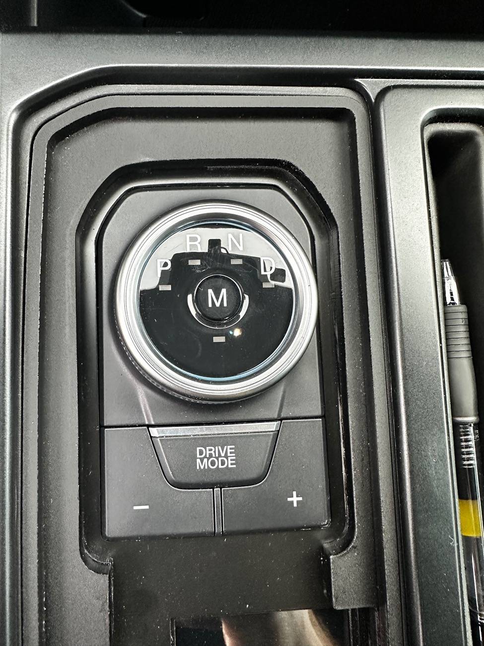 Ford F-150 Motorized gear shift lever??? IMG_9802
