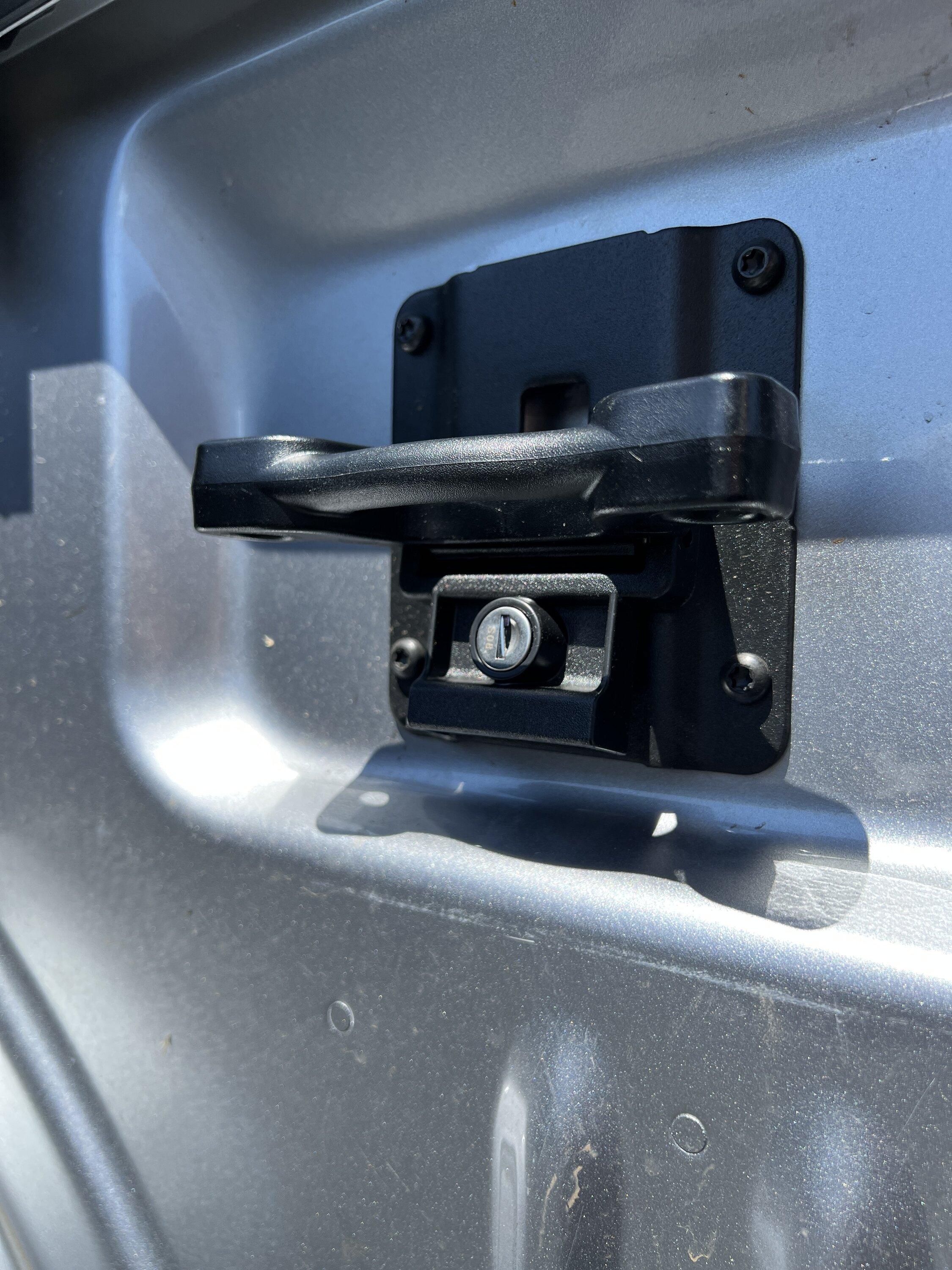 Ford F-150 Boxlink tie down cleats don’t fit? IMG_9930