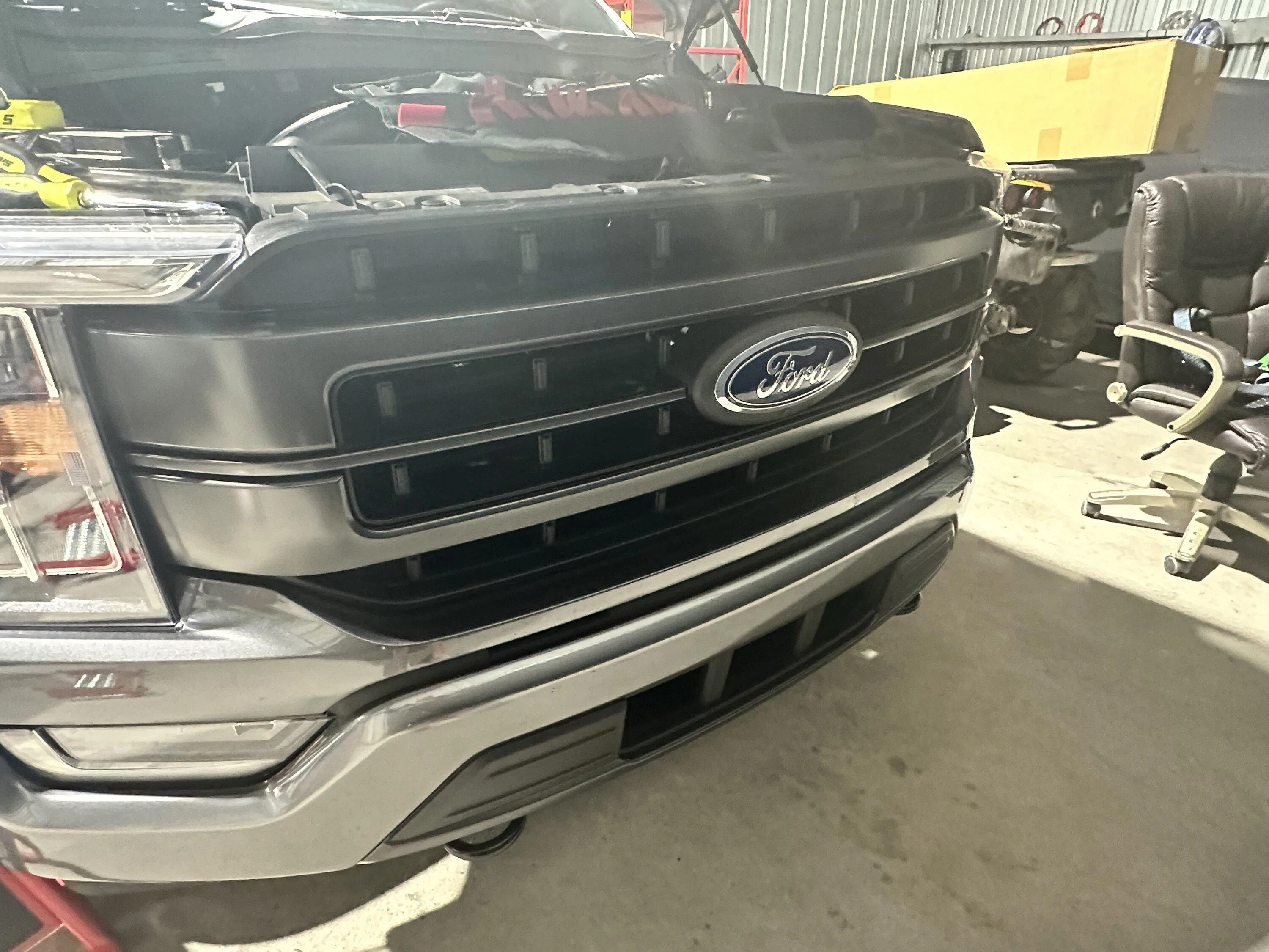 Ford F-150 Brand New Lariat Sport Grille IMG_9961