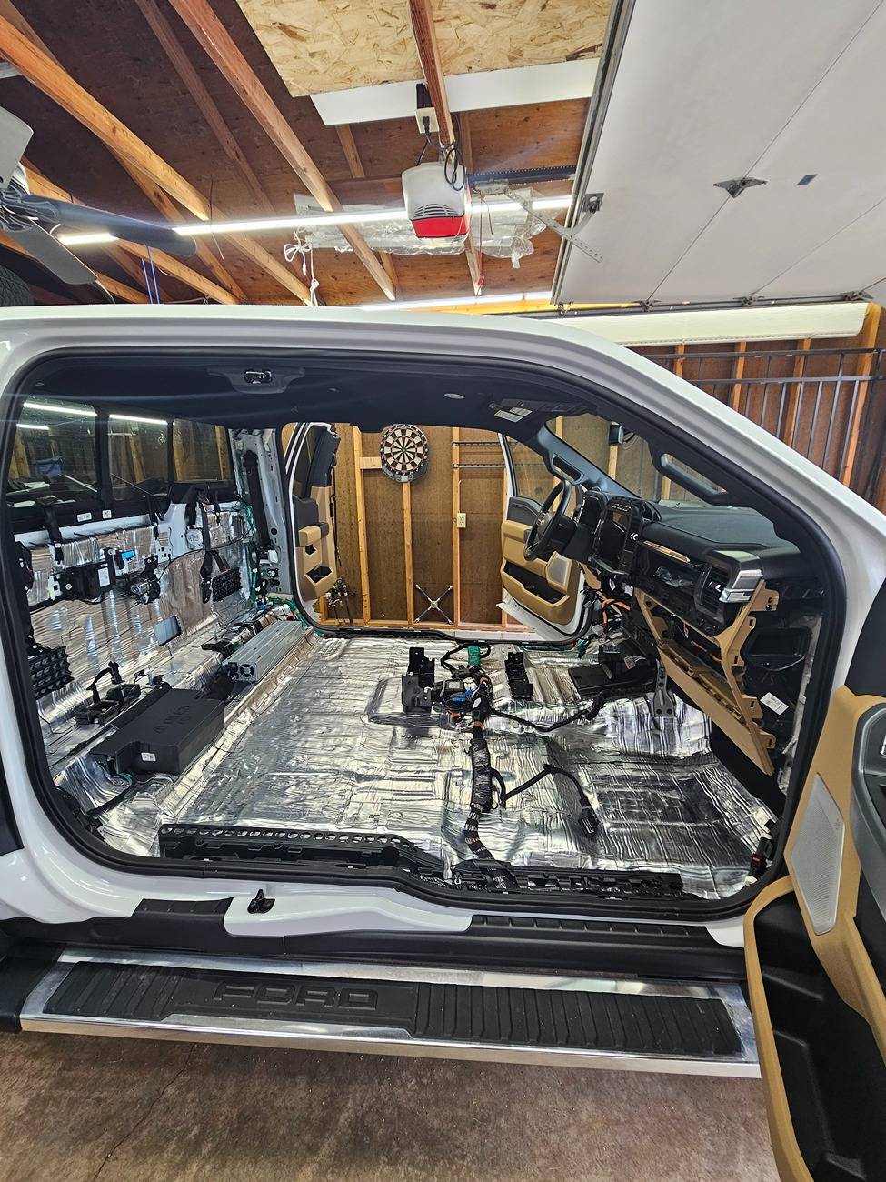 Ford F-150 Recovery Vehicle Build '22 Lariat Super Cab Interior 2