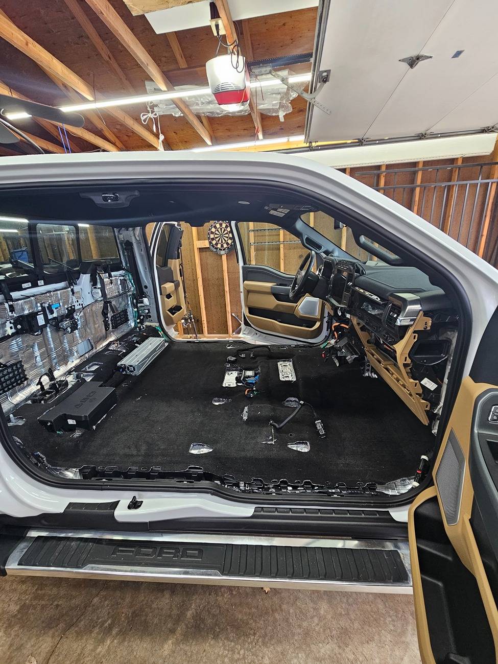 Ford F-150 Recovery Vehicle Build '22 Lariat Super Cab Interior 3
