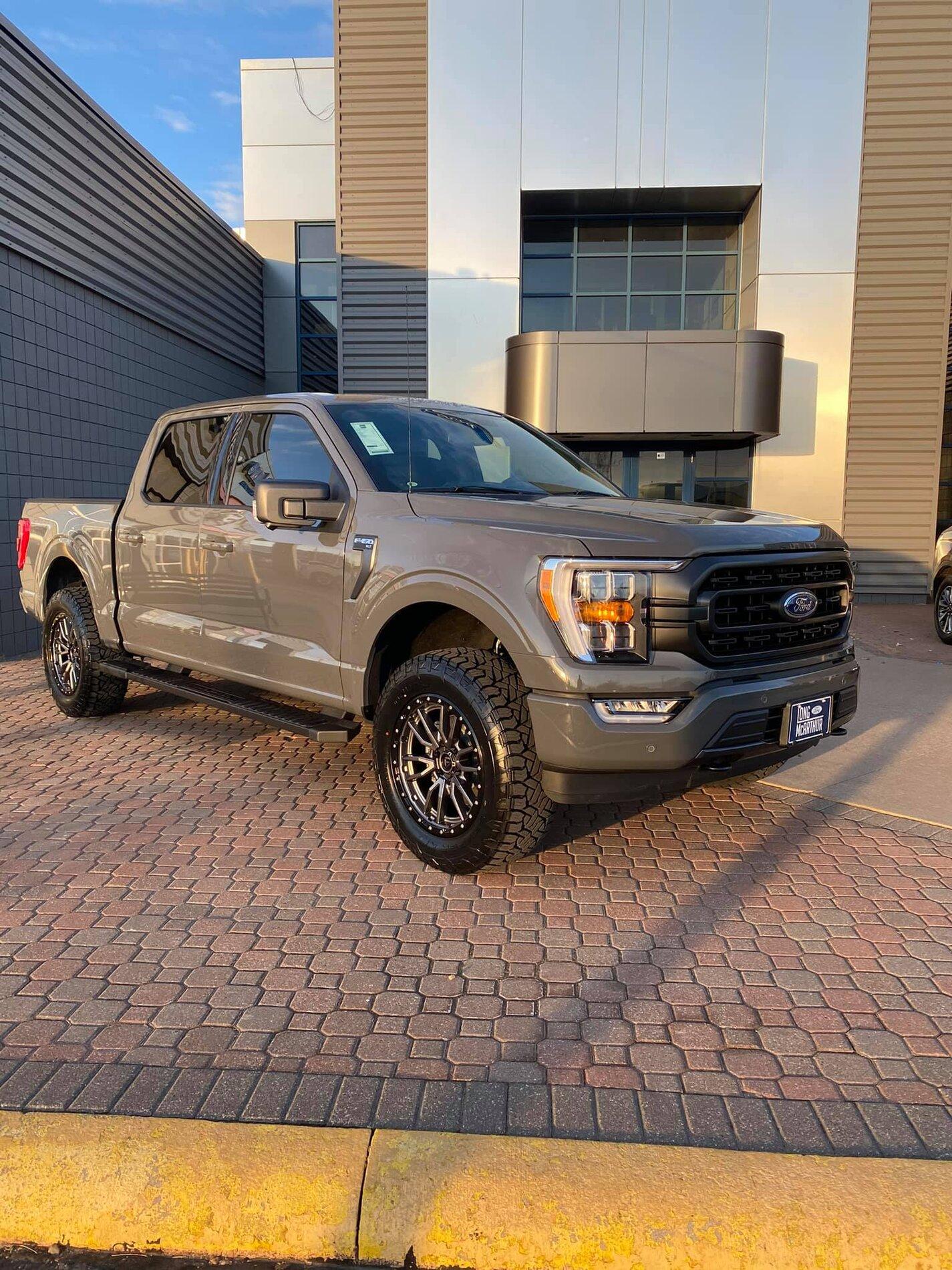 Ford F-150 Lead Foot F-150 on 2" Rough Country Leveling Kit + 20" Fuel Rebel Wheels + 35" Fuel A/T Tires Lead Foot 2021 F-150 2%22 Inch Rough Country Leveling Kit on 20%22 Fuel Rebel Wheels
