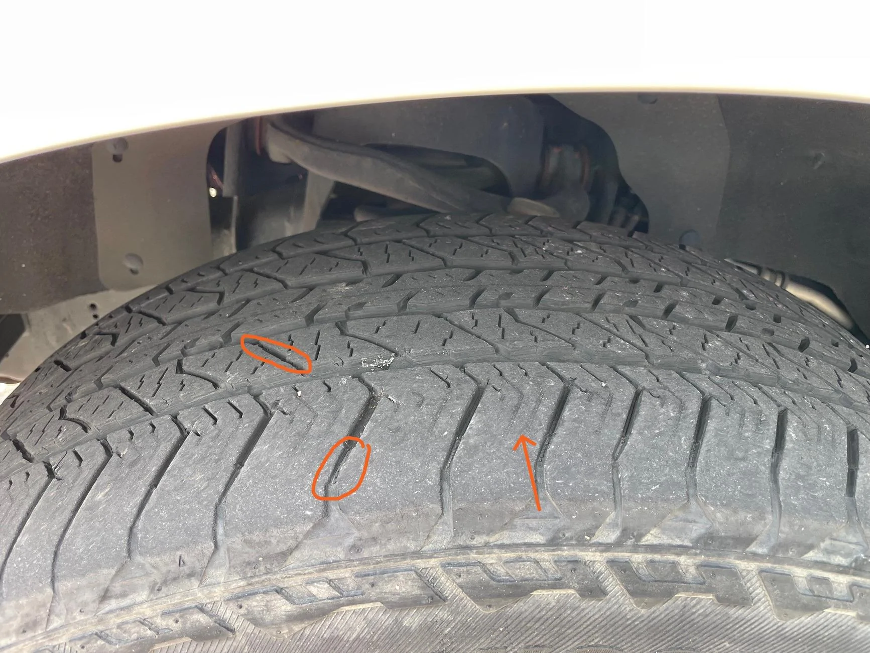 Ford F-150 Garbage Hankook Tires Outer Tread Wear - Need to Replace? Left Front 