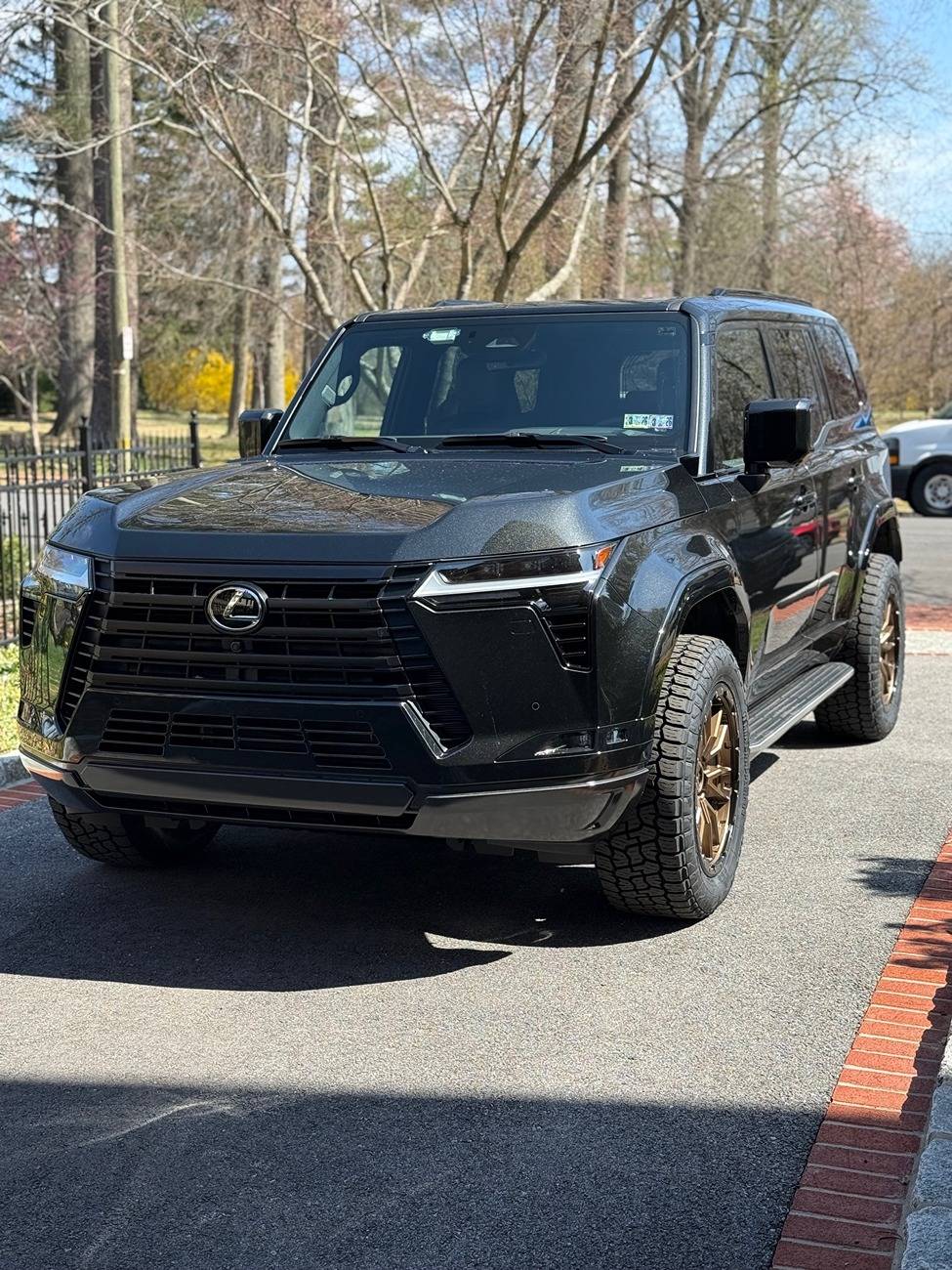 Ford F-150 Leaving the club... lexus1