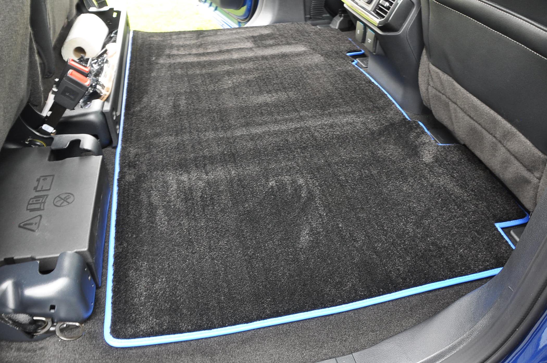 Ford F-150 The Scarlet Scorcher Mat4.JPG