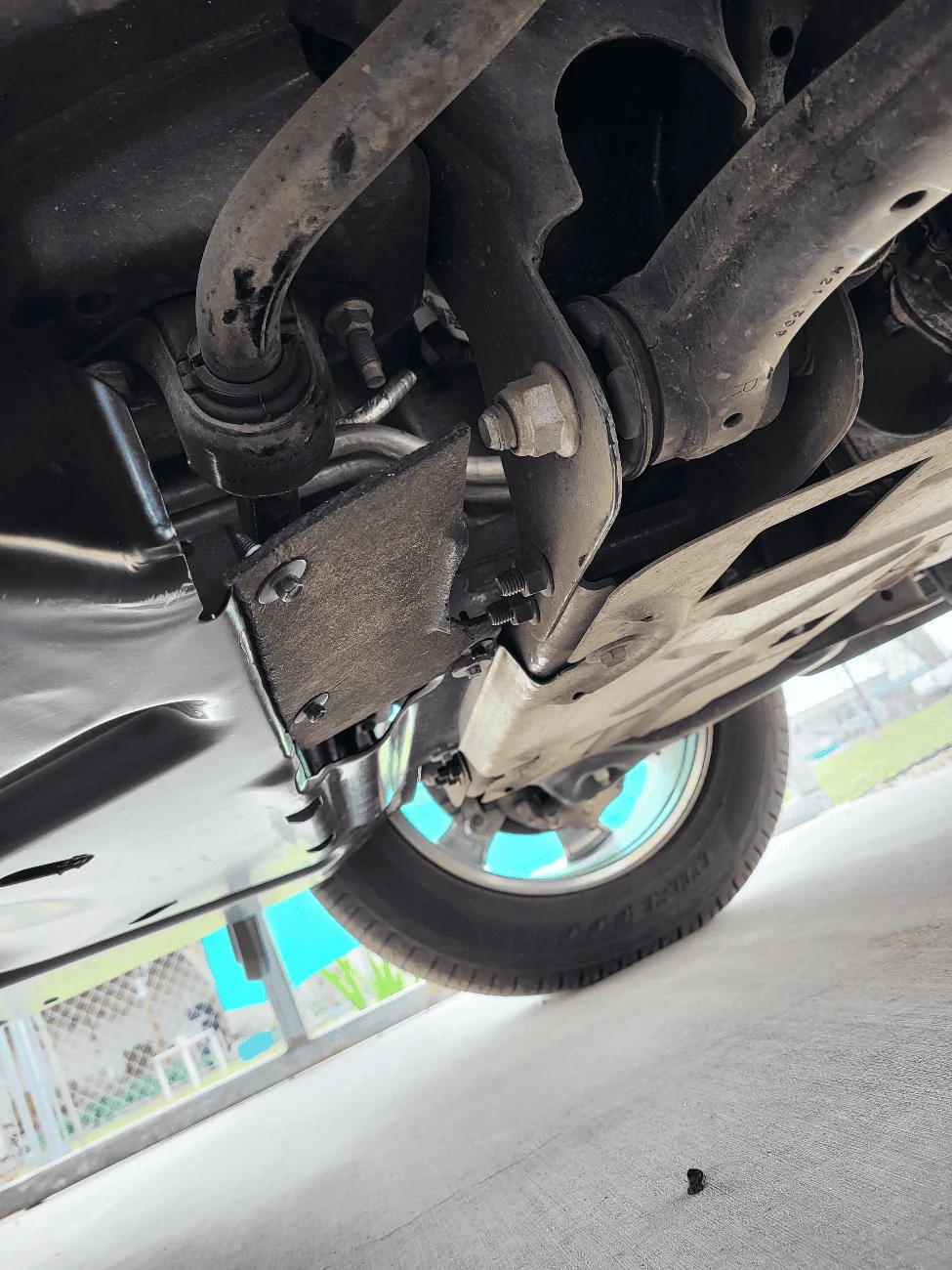 Ford F-150 Undercover fail metal ford engine trans cover (5)