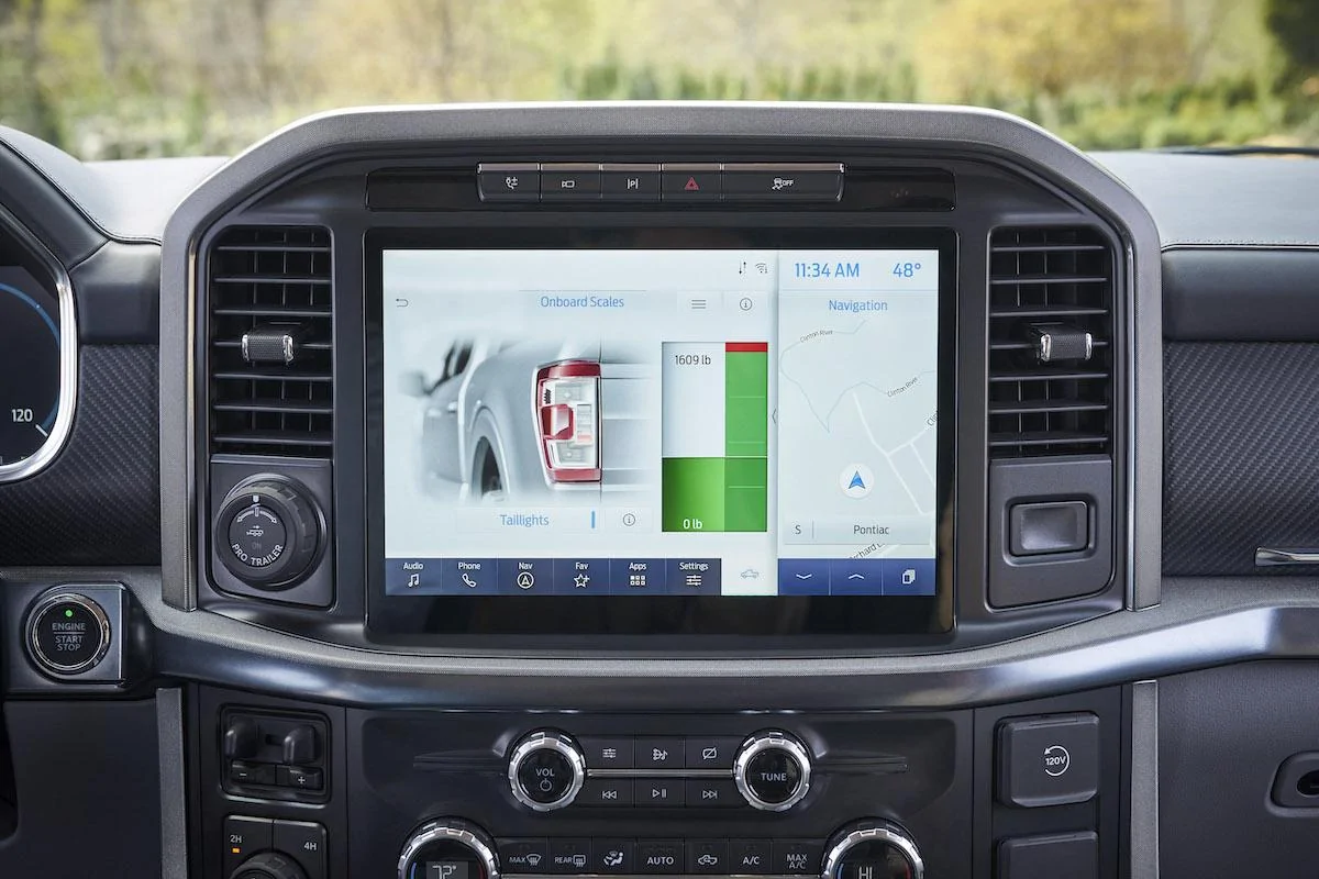 Ford F-150 F-150 Adds Class-Exclusive Payload Estimation, Trailer Towing and Smart Suspension Damping Features OnboardScales_VehicleMod