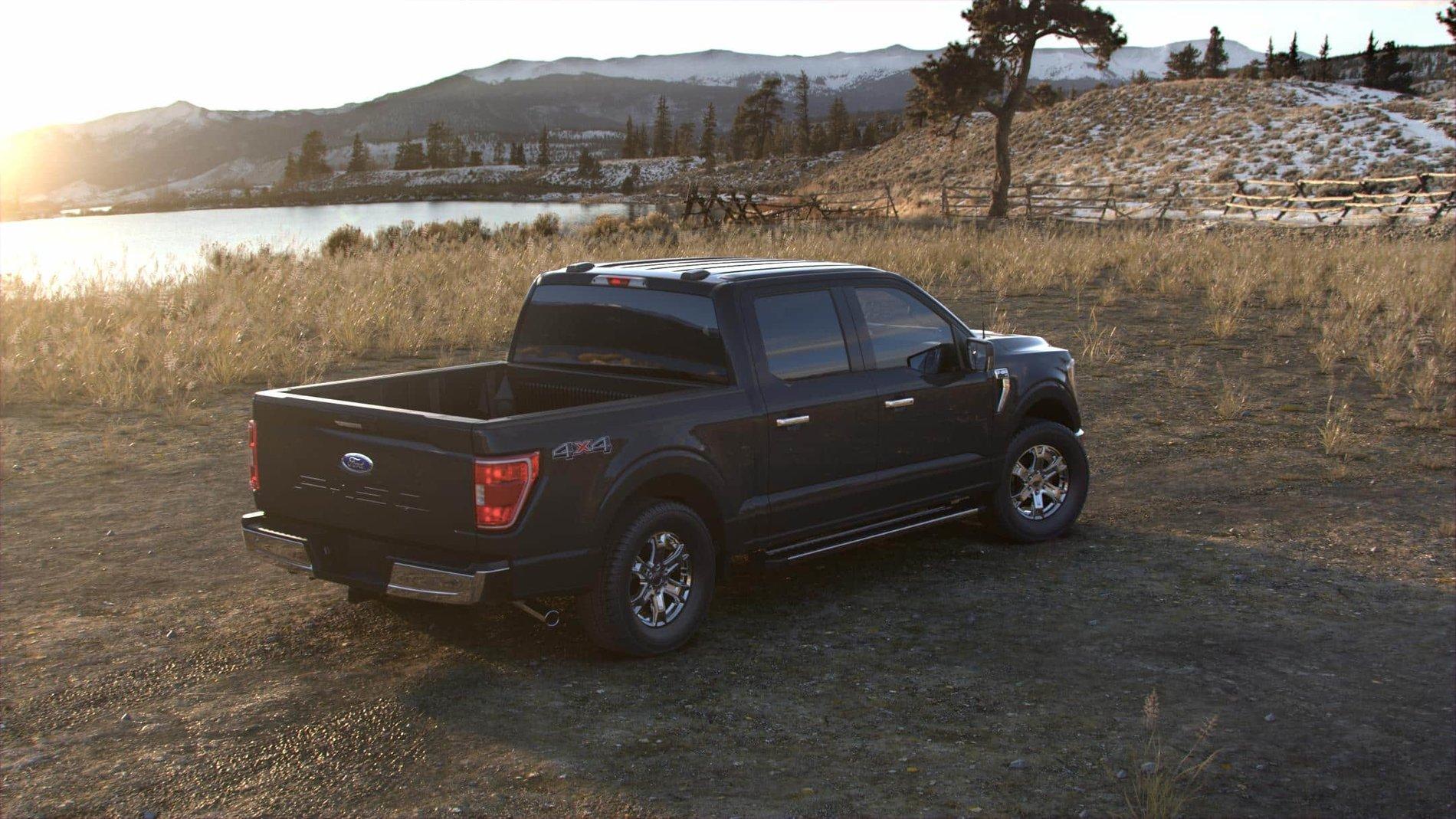 Ford F-150 2021 F-150 Colors from Every Angle p702_ext_360_agate_black_0440