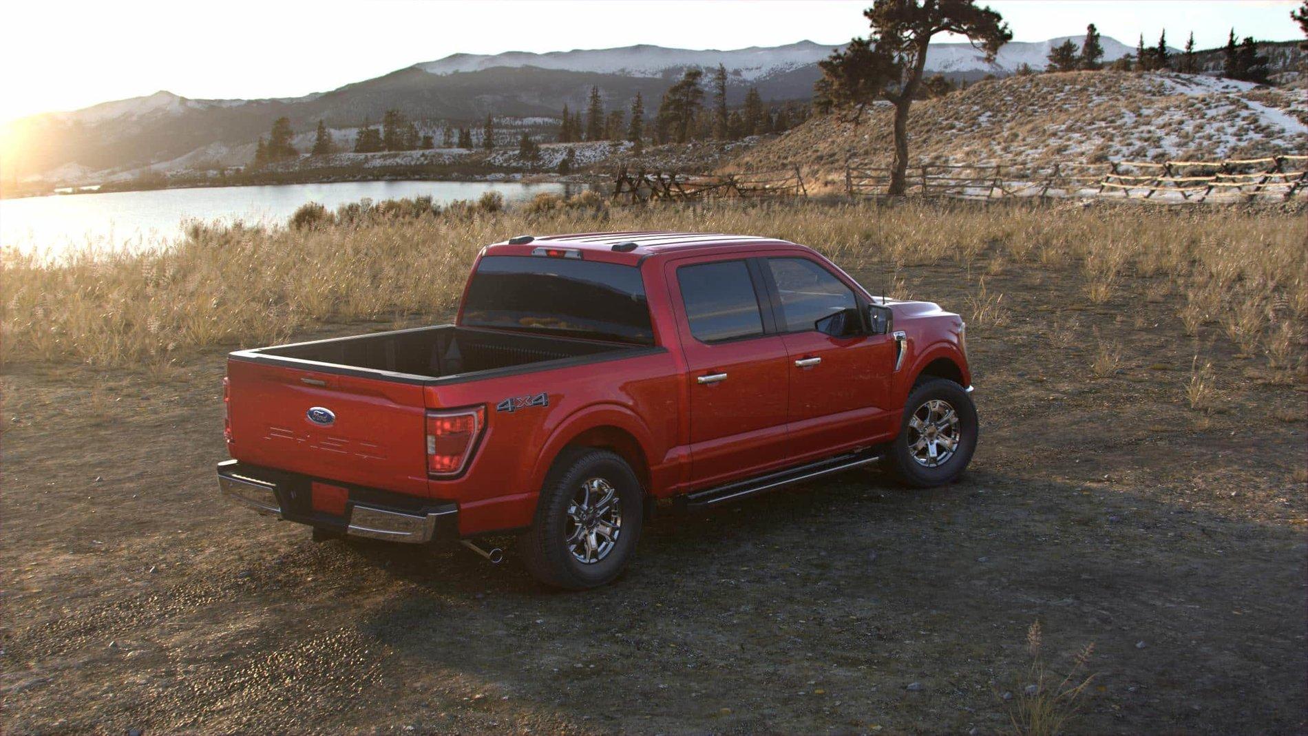 Ford F-150 2021 F-150 Colors from Every Angle p702_ext_360_rapid_red_0440