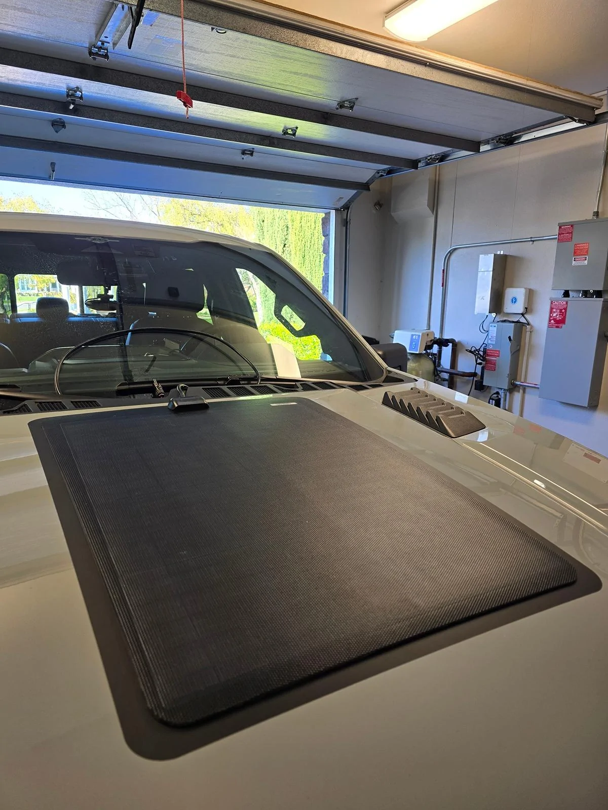 Ford F-150 LensunSolar Hood Solar Panel F-150 Powerboost BAP/Tremor Hood Installation Panel Down