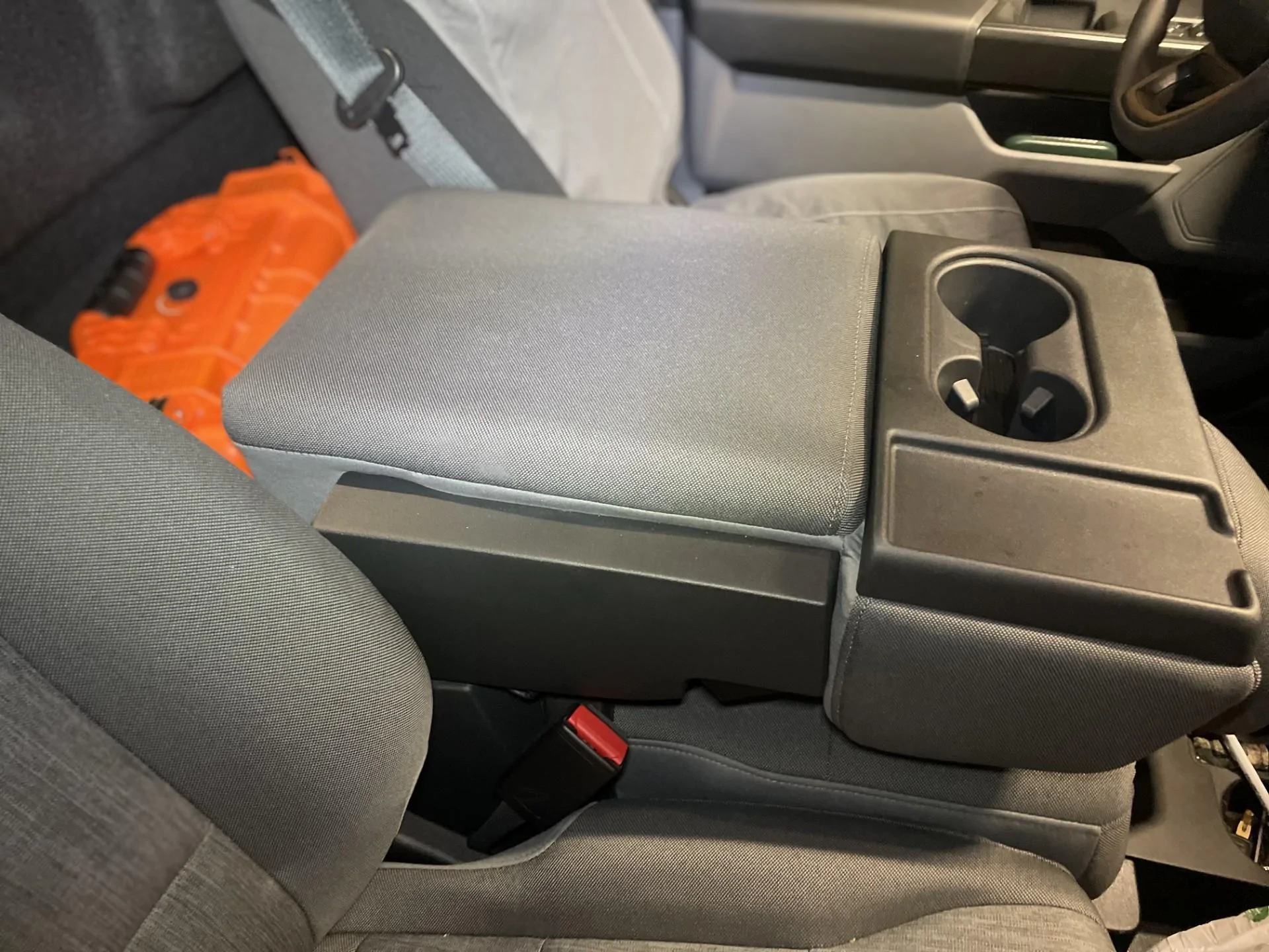 Ford F-150 Cover for new "lid-less" center console ??? pass side consol