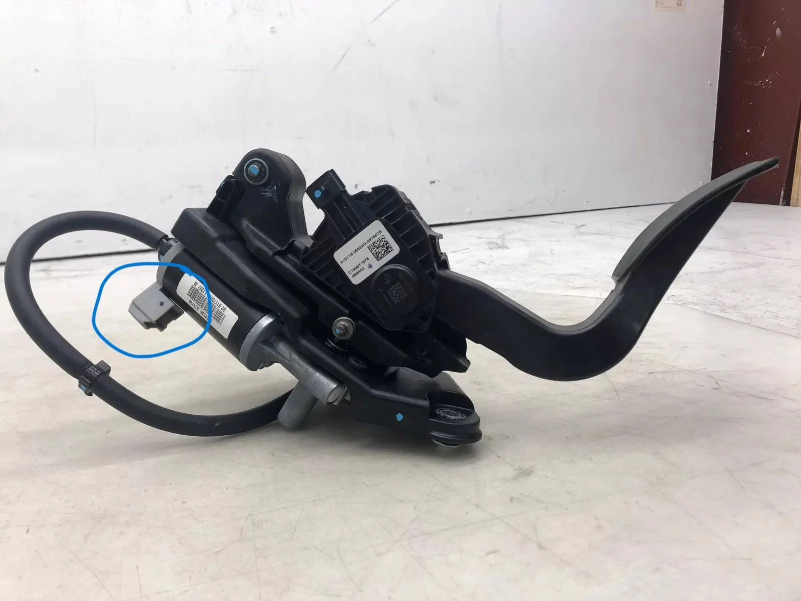 Ford F-150 Adding Adjustable Pedals? pedal plug