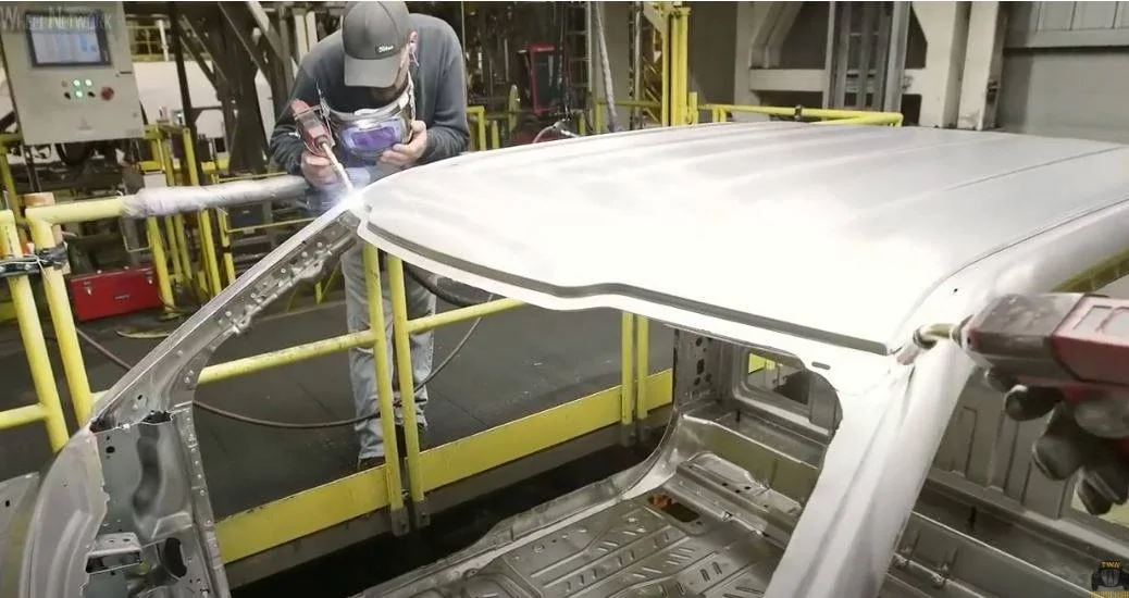 Ford F-150 Crack in Windshield Support A-Pillar pillerweld