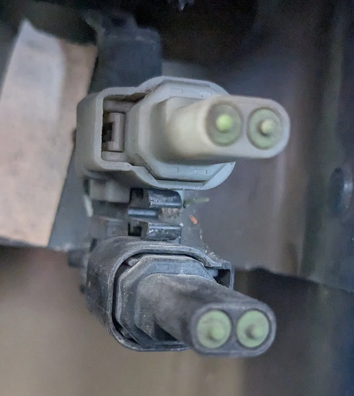 Ford F-150 2021 Lariat Tailgate replacement problems probable socket on truck side of harness