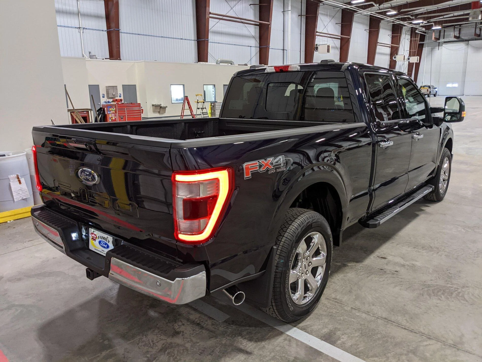 Ford F-150 ? F-150 LARIAT Lounge ? PXL_20210331_150336711